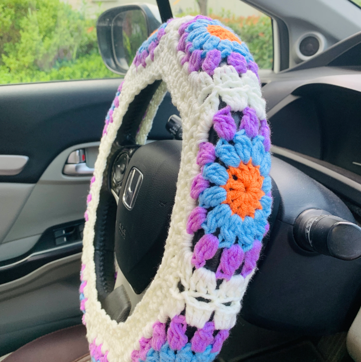 Crochet handmade Steering Wheel Cover for women, cute daisy flower seat belt Cover, Car interior Accessories decorations