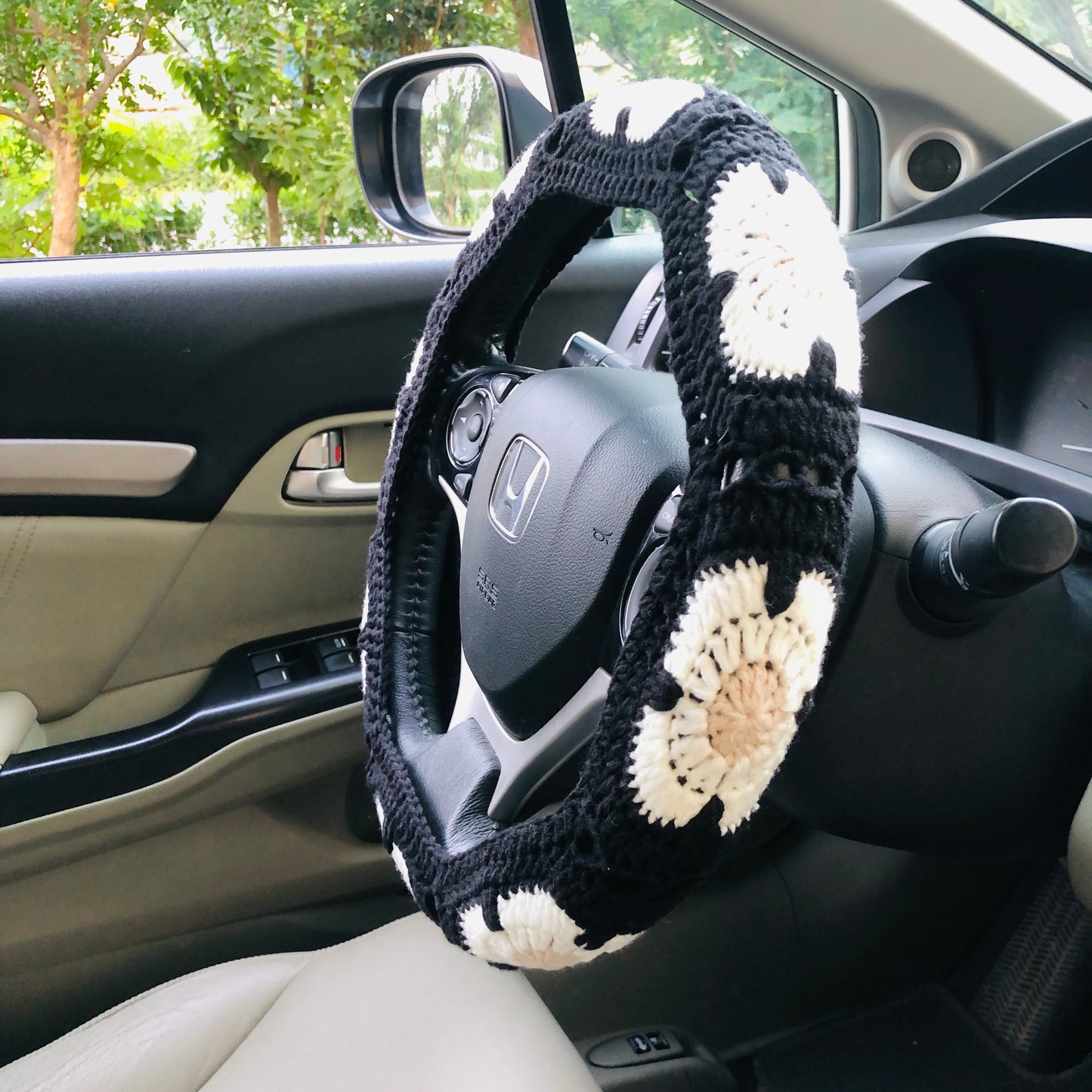 Steering Wheel Cover for women, Crochet black flower seat belt Cover, Car Accessories decorations