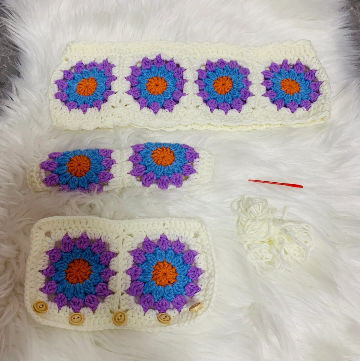Crochet handmade Steering Wheel Cover for women, cute daisy flower seat belt Cover, Car interior Accessories decorations