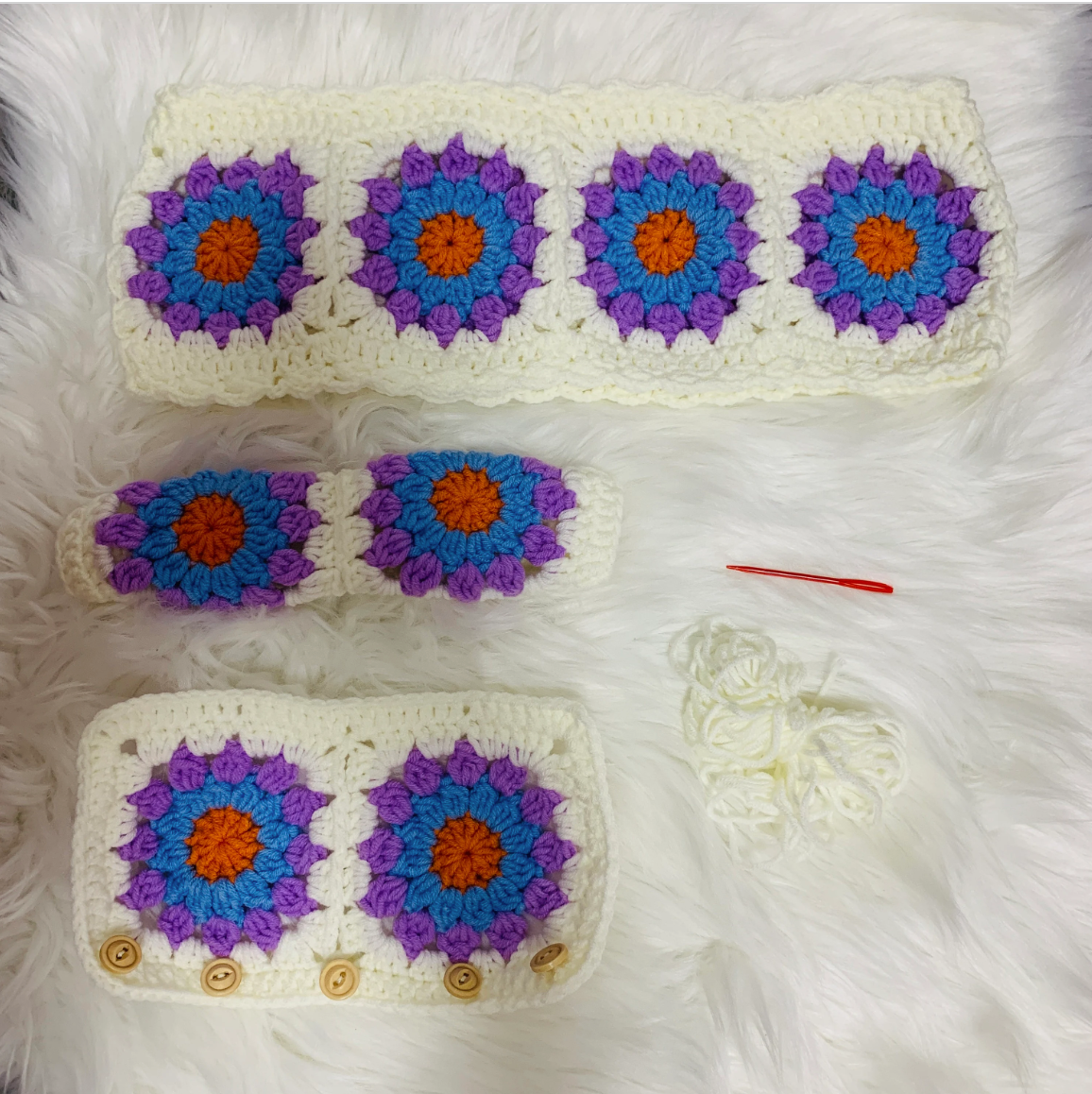 Crochet handmade Steering Wheel Cover for women, cute daisy flower seat belt Cover, Car interior Accessories decorations