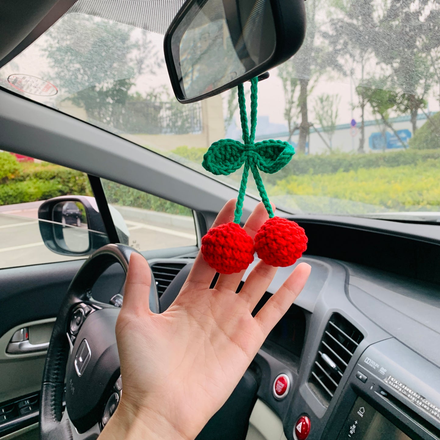 Cute Car Mirror Hanging bracketplant chlorophytum comosum with flower Interior Rear View Mirror Flower Car Accessories Crochet gift for car