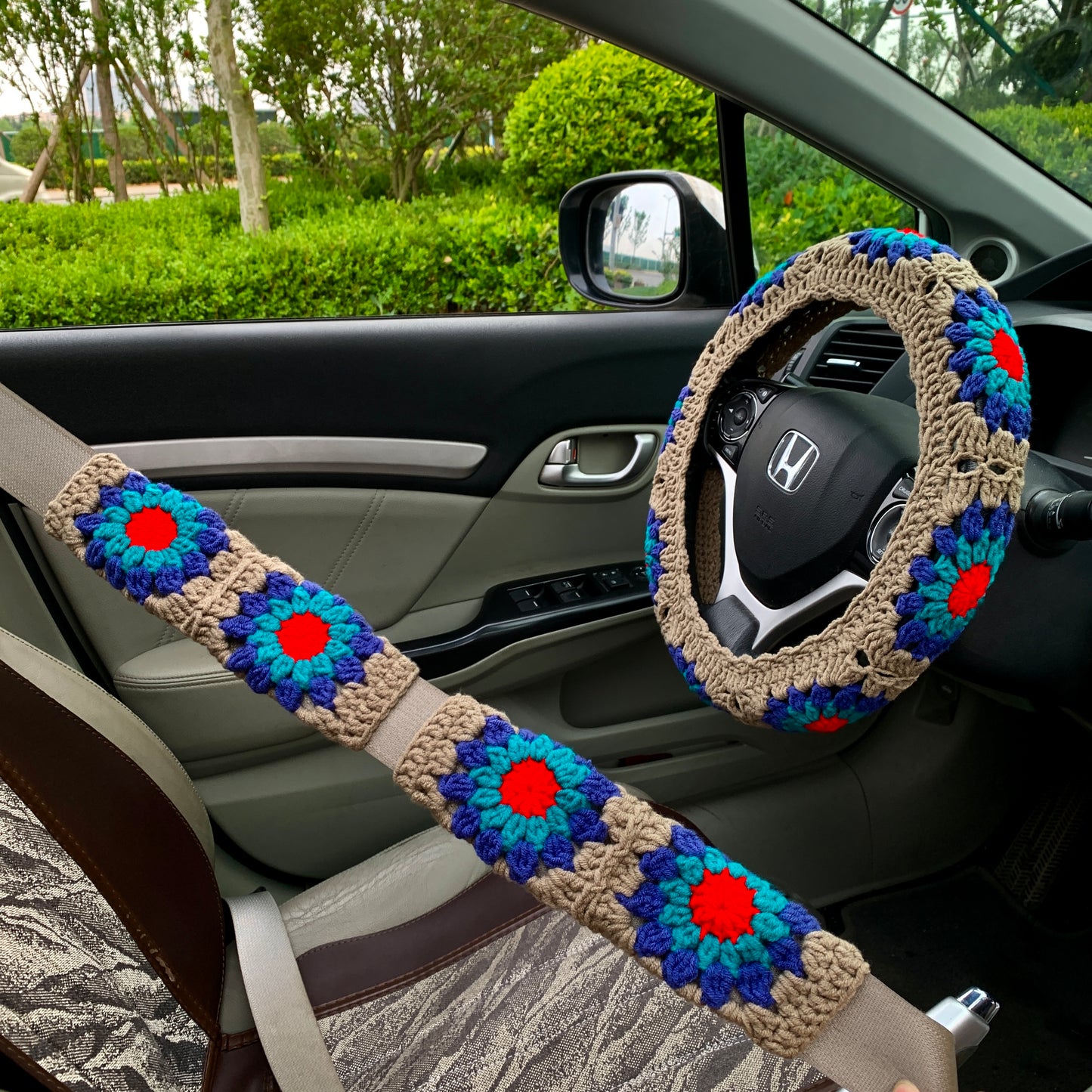 Crochet Steering Wheel Cover for women, cute rainbow flower seat belt Cover, Car Accessories decorations car Interior decor
