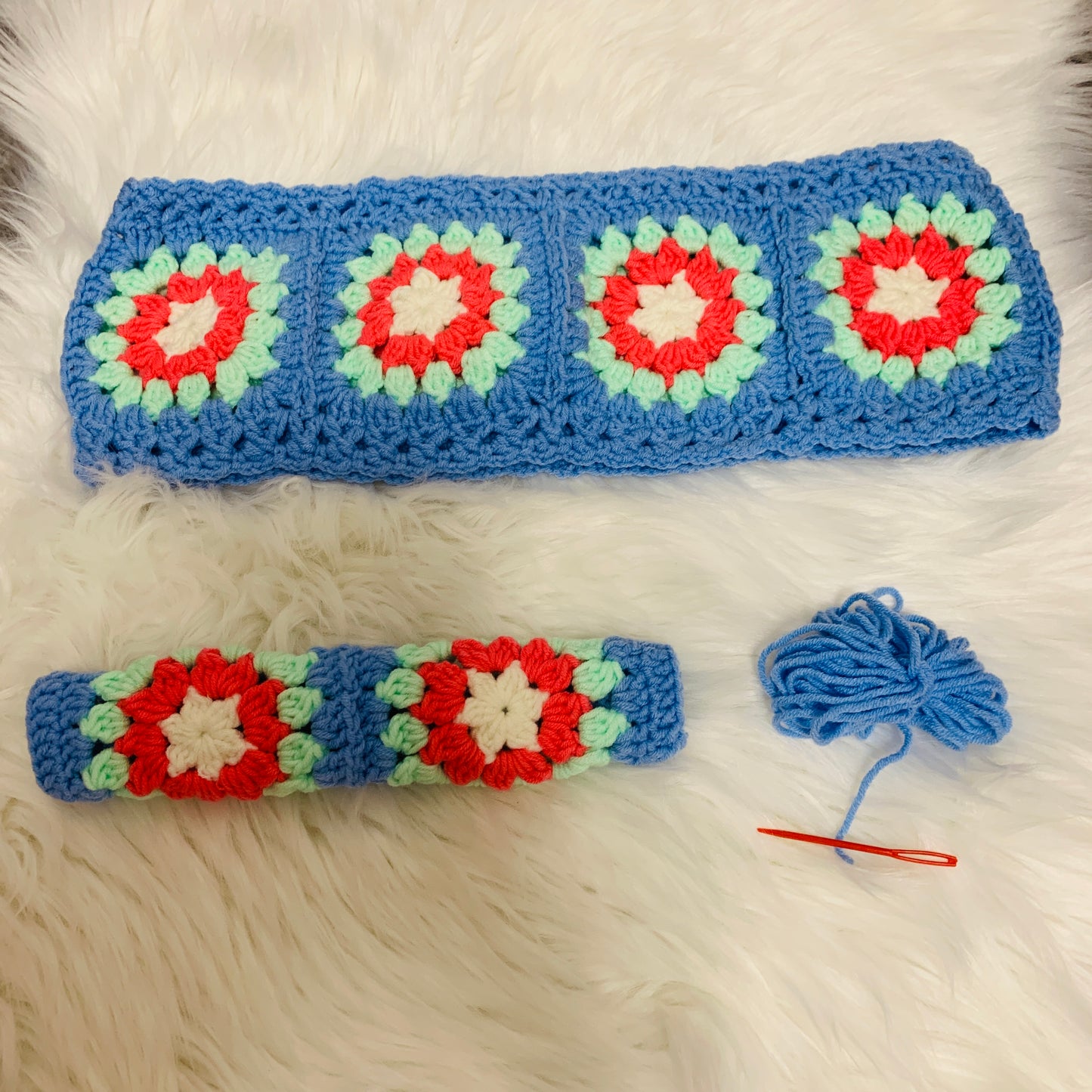Crochet Steering Wheel Cover for women, handmade cute daisy flower seat belt Cover, Car interior Accessories decorations for her car gift