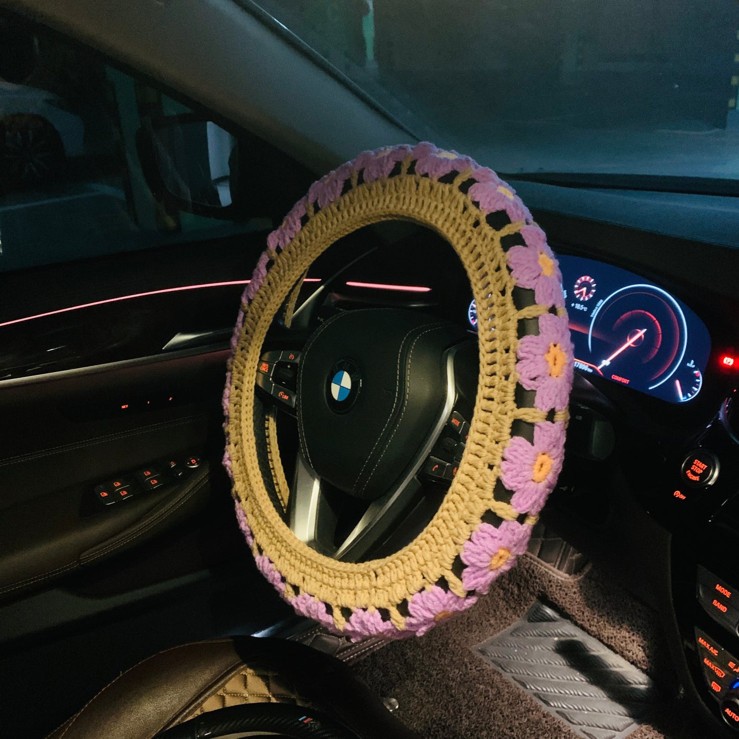 Steering Wheel Cover for women, Crochet cute Purple Daisy Flower seat belt Cover, Car Accessories decorations