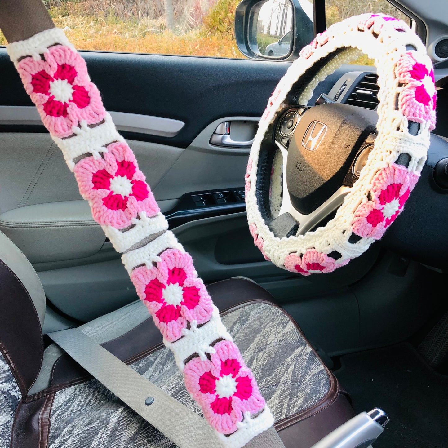 Handmade crochet cute pink white Phalaenopsis Steering Wheel Cover for women, flower seat belt Cover, Car interior Accessories decorations car gift