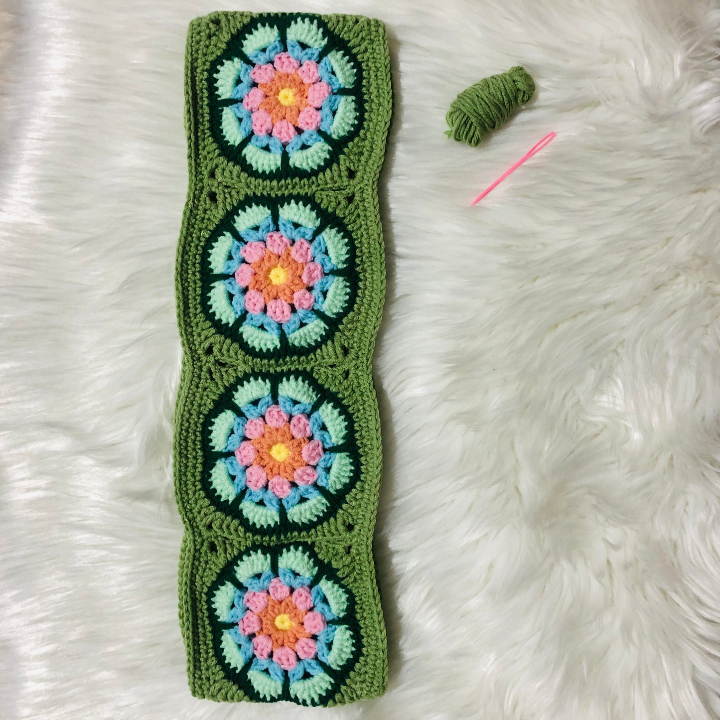 Steering Wheel Cover for women, Crochet Galsang Green flower seat belt Cover, Car Accessories decorations