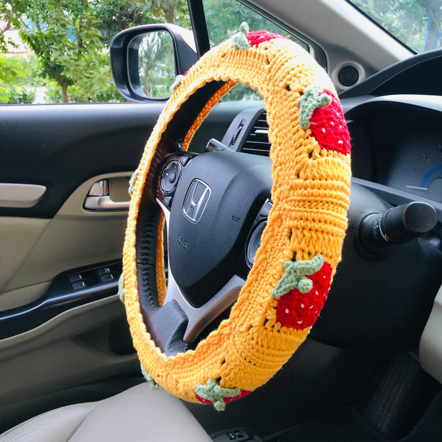 Steering Wheel Cover for women, Crochet yellow Strawberry flower seat belt Cover, Car Accessories decorations