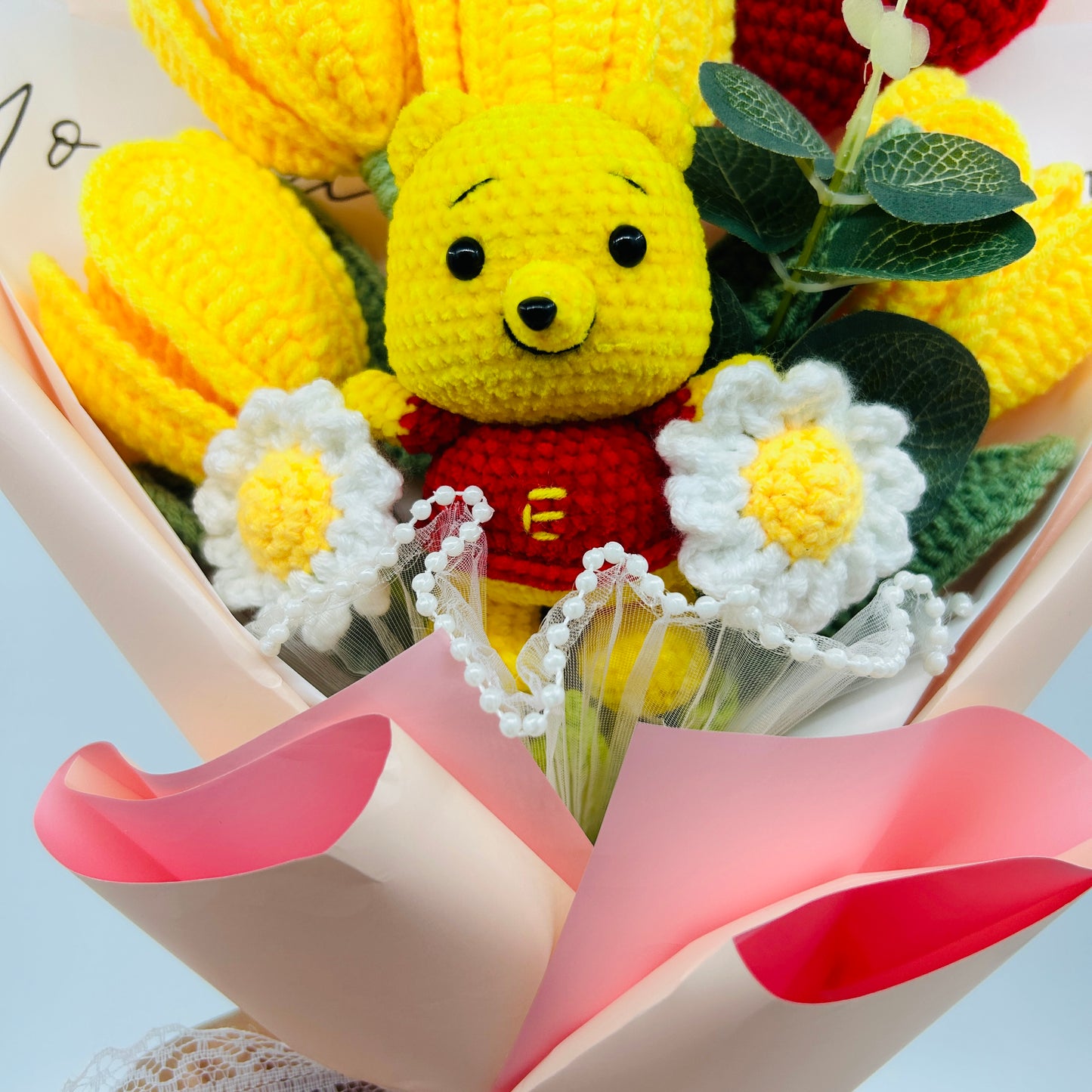 🧸 Handmade Crochet  Bear pooh Flower Bouquet – Knitted Yellow Tulips & Daisies Gift with Heart for Birthday, Anniversary, or Home Décor