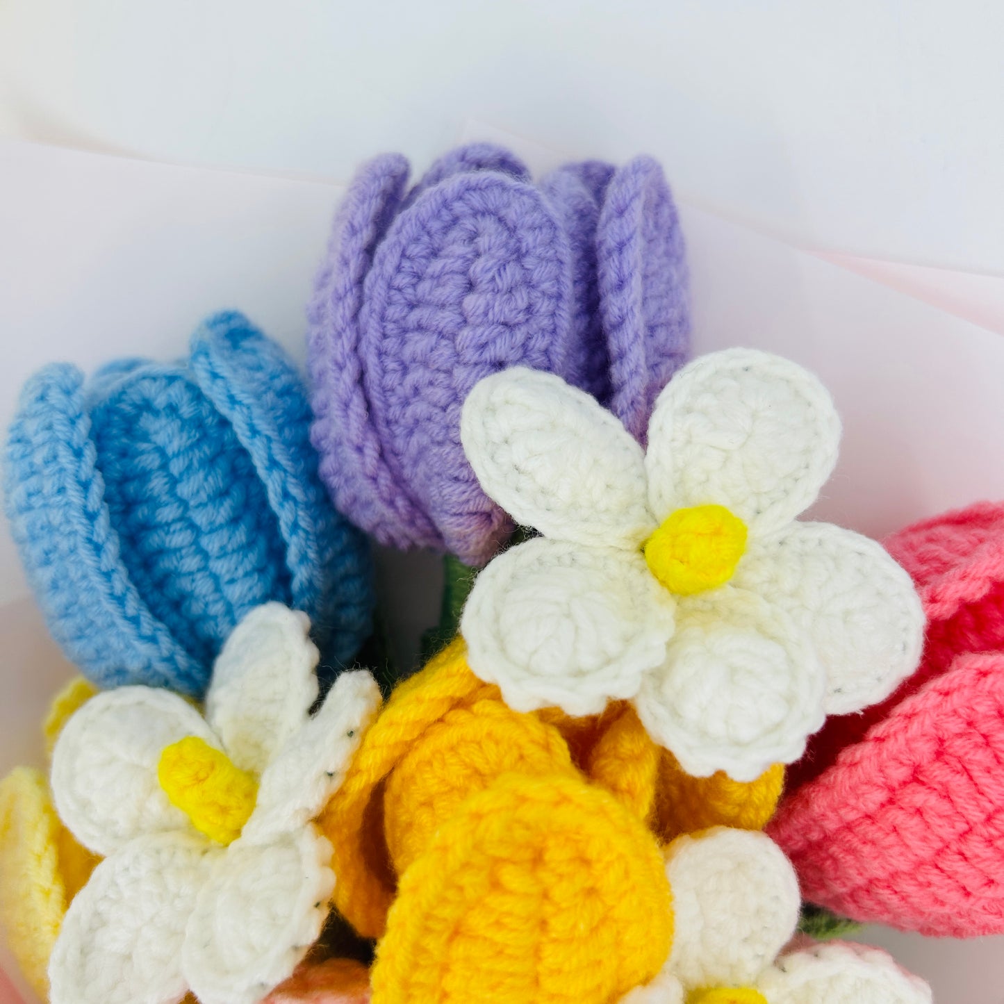 🌸 Handmade Crochet Flower Bouquet – Knitted Tulips & Daisies Gift for Home Décor, Birthday, or Anniversary