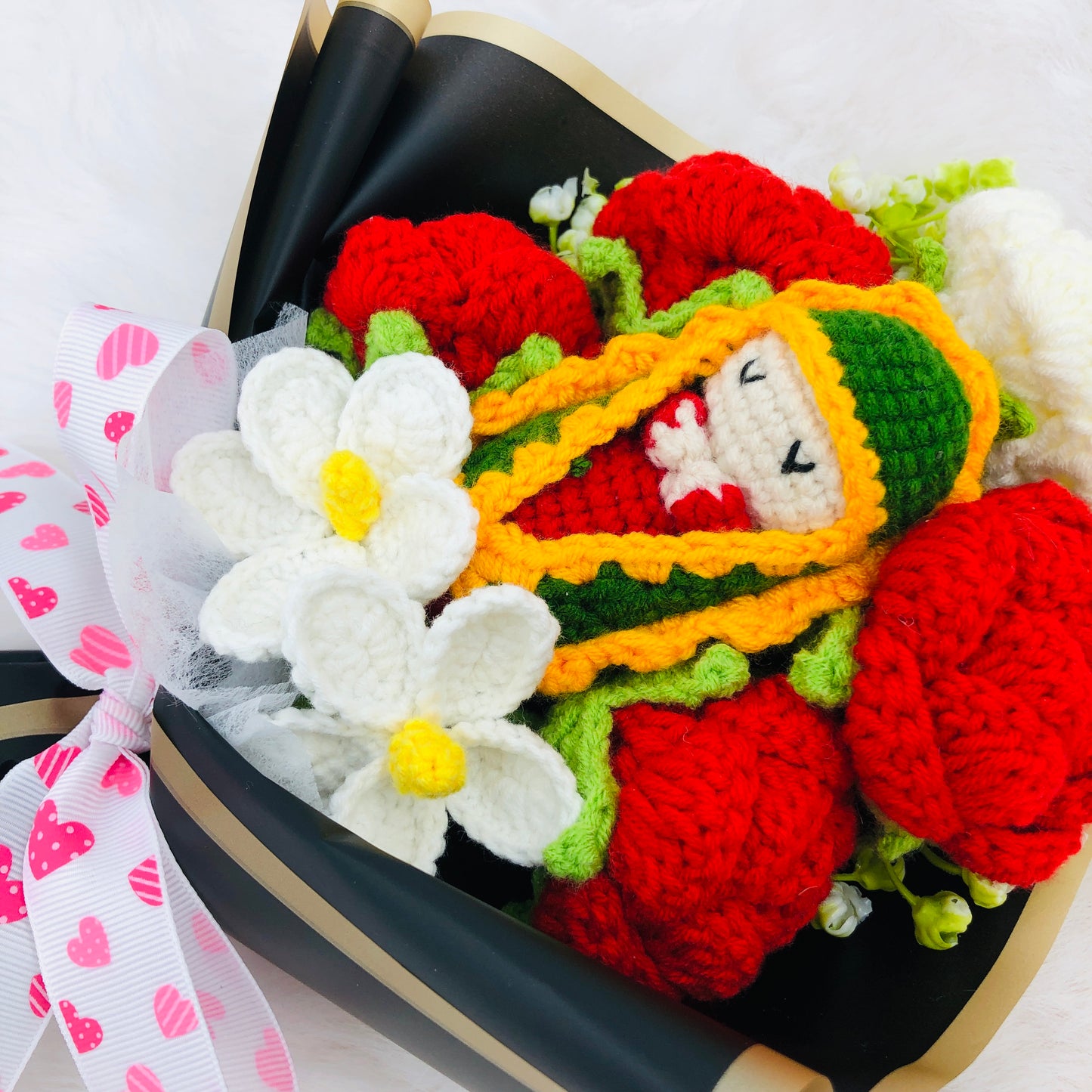 Handmade Crochet Virgin Mary Rose Bouquet, Mother's Day Gift, Valentine's Day Decoration, Christmas Halloween Thanksgiving Decor, Fake Flower Arrangement