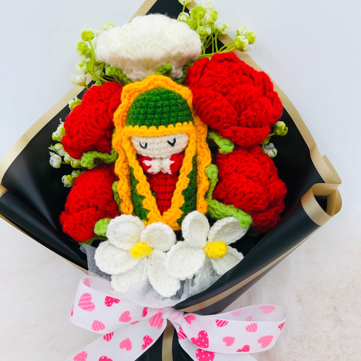 Handmade Crochet Virgin Mary Rose Bouquet, Mother's Day Gift, Valentine's Day Decoration, Christmas Halloween Thanksgiving Decor, Fake Flower Arrangement