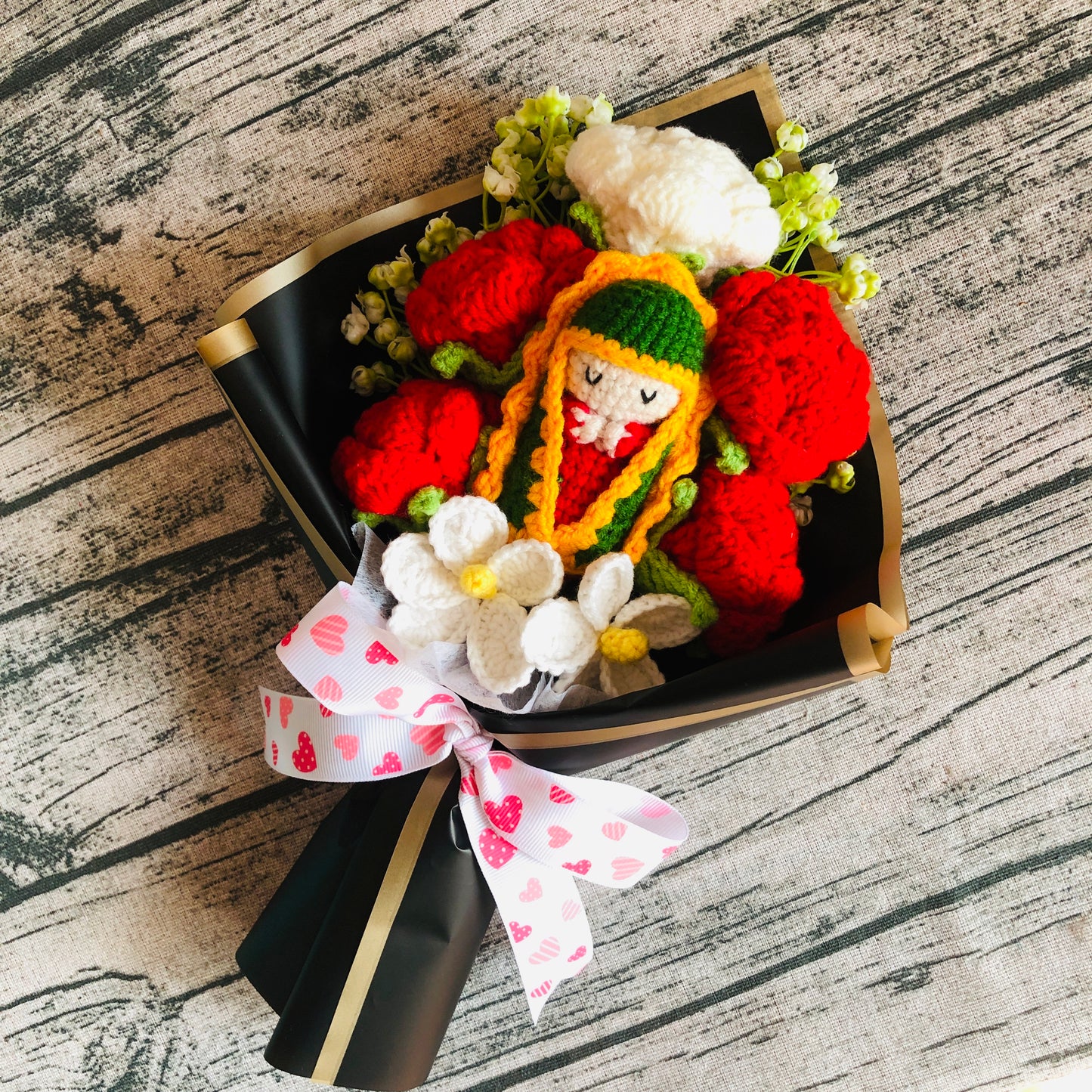 Handmade Crochet Virgin Mary Rose Bouquet, Mother's Day Gift, Valentine's Day Decoration, Christmas Halloween Thanksgiving Decor, Fake Flower Arrangement