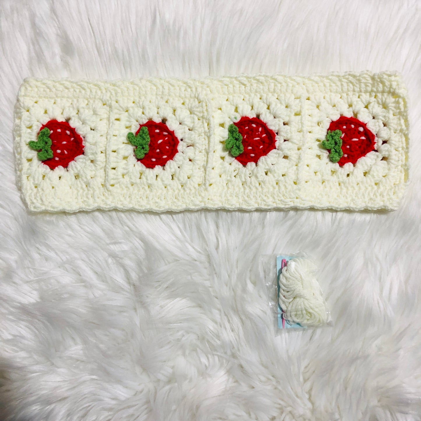 Steering Wheel Cover for women, Crochet cute Fruit Strawberry flower seat belt Cover, Car Accessories decorations