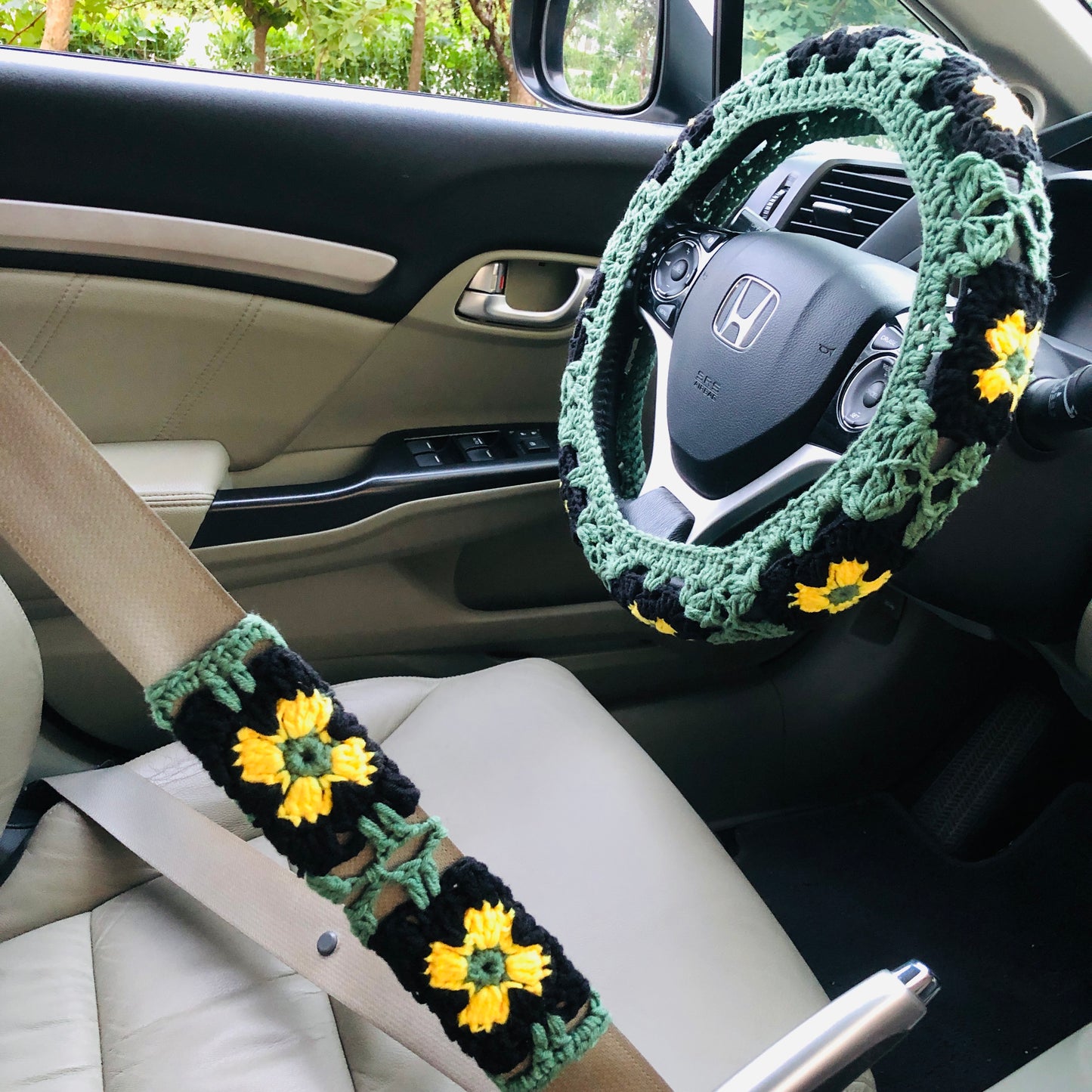 Steering Wheel Cover for women, Crochet butterfly flower seat belt Cover, Car Accessories decorations