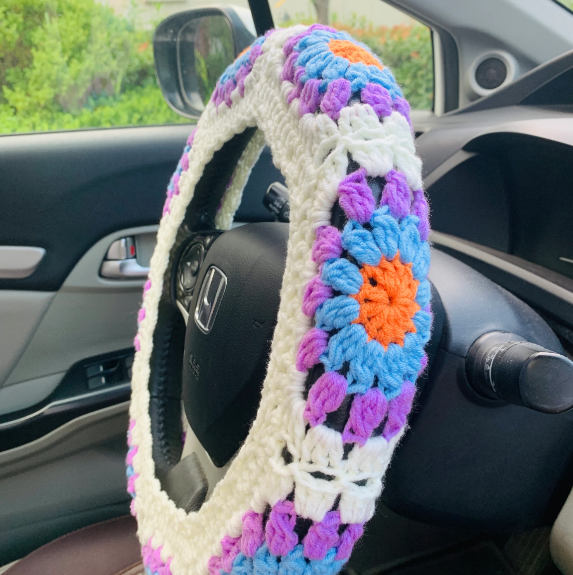 Crochet  handmade Steering Wheel Cover for women, cute daisy flower seat belt Cover, Car interior Accessories decorations