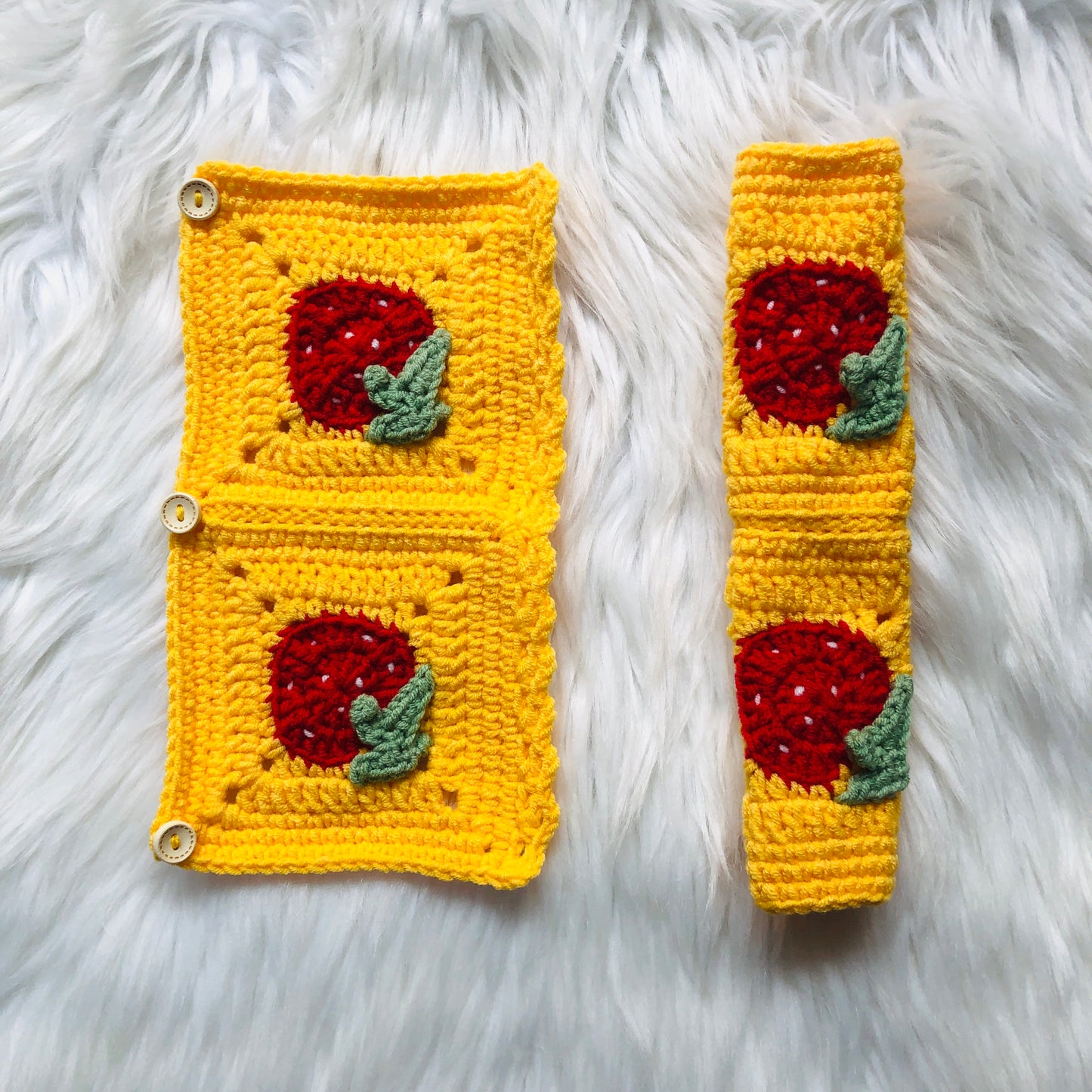 Steering Wheel Cover for women, Crochet yellow Strawberry flower seat belt Cover, Car Accessories decorations