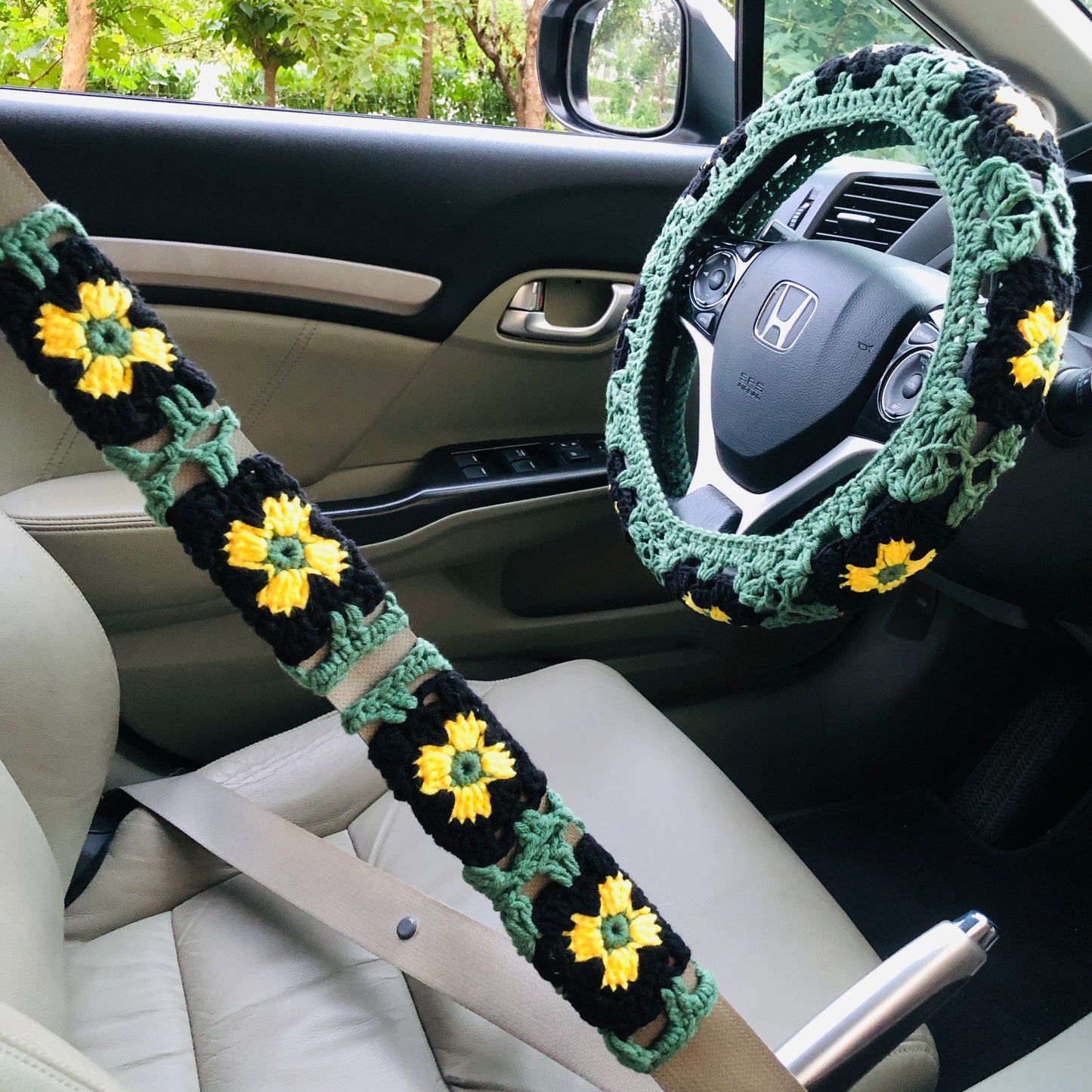 Steering Wheel Cover for women, Crochet butterfly flower seat belt Cover, Car Accessories decorations