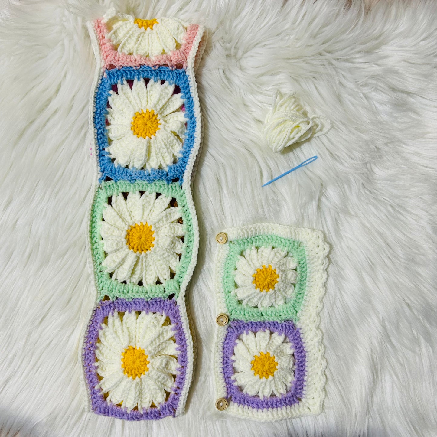 Steering Wheel Cover for women, Crochet cute colorful daisy flower seat belt Cover, Car Accessories decorations