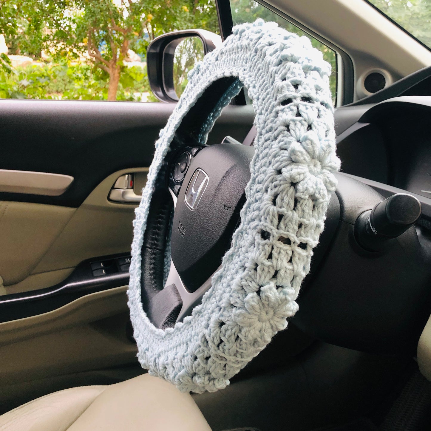 Steering Wheel Cover for women, Crochet Blue puff flower seat belt Cover, Car Accessories decorations