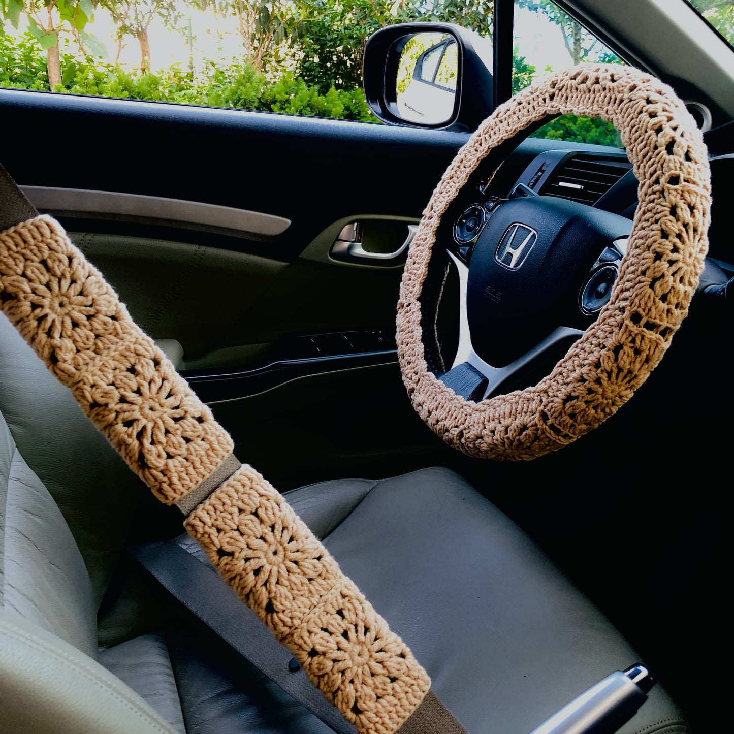 Steering Wheel Cover for women, Crochet Brown flower seat belt Cover, Car Accessories decorations