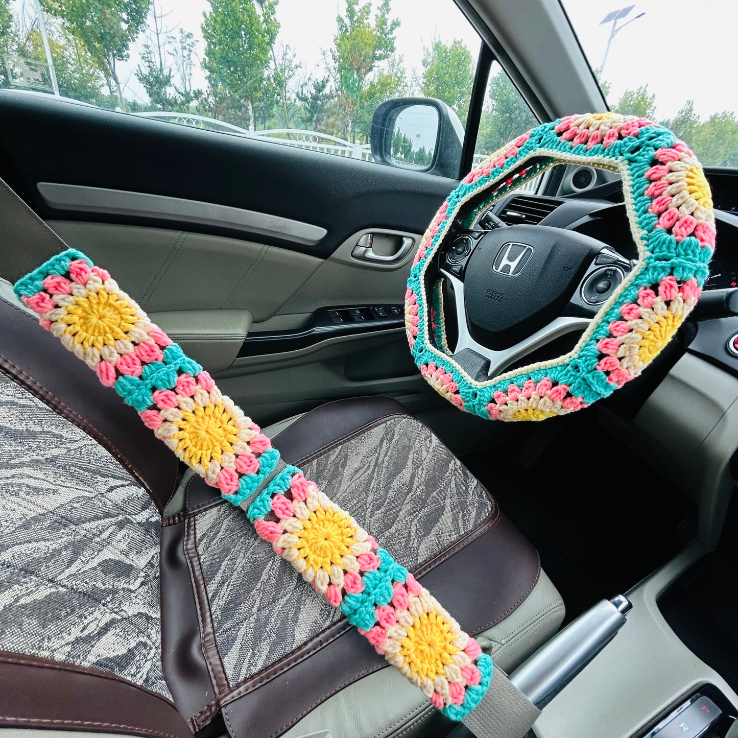 Steering Wheel Cover for women, Crochet Green pink flower seat belt Cover, Car Accessories decorations