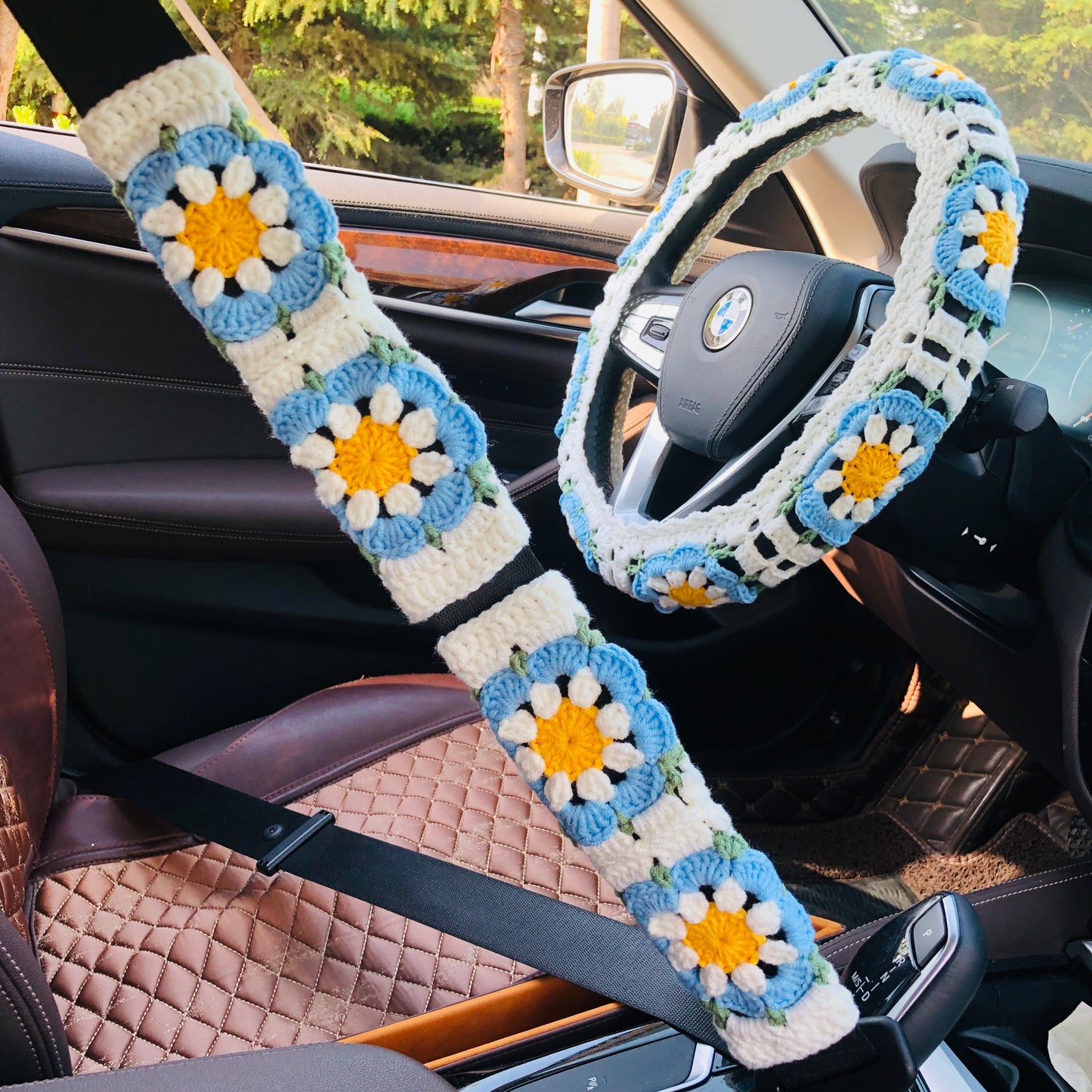 Steering Wheel Cover for women, Crochet cute flower seat belt Cover, Car Accessories decorations