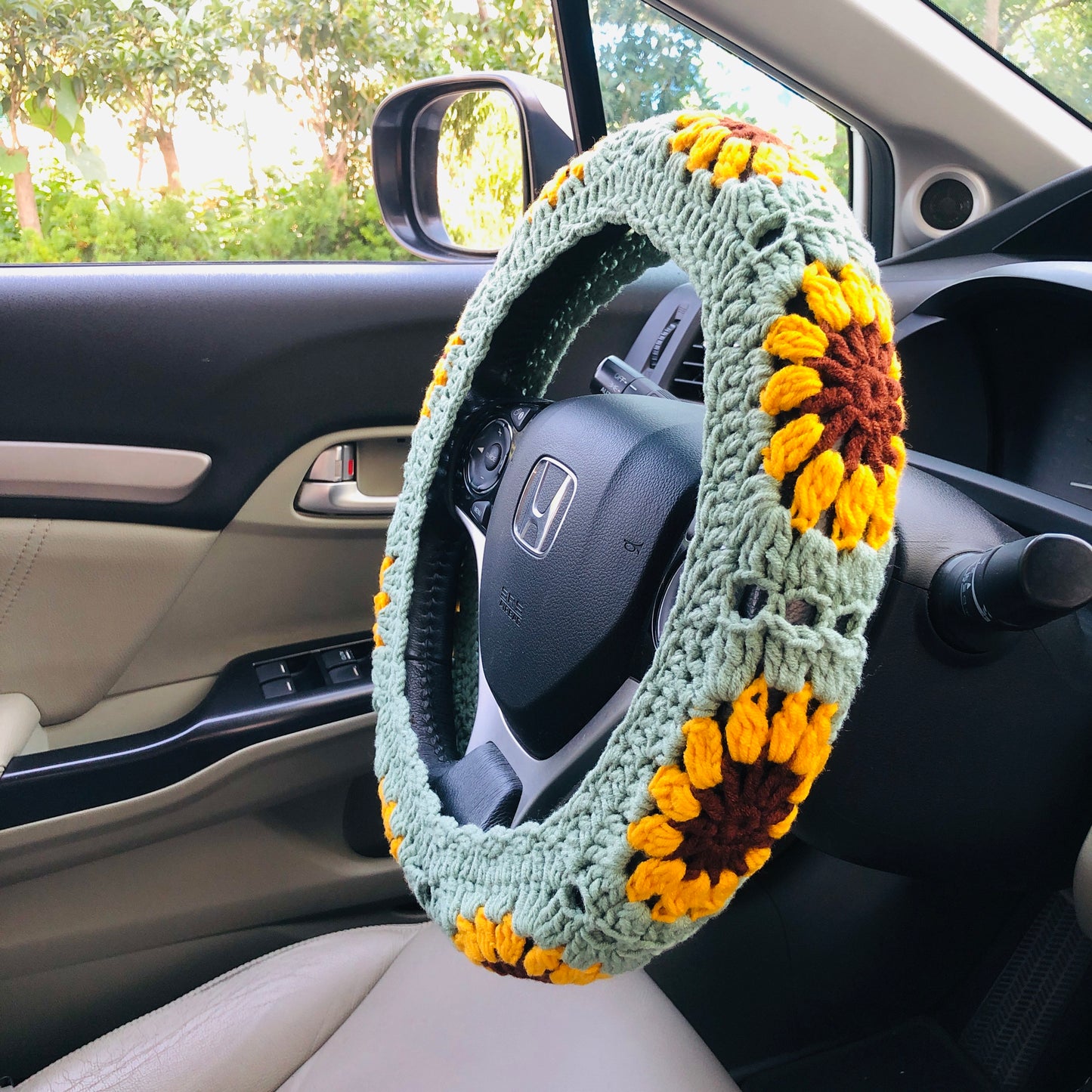 Steering Wheel Cover for women, Crochet sunflower seat belt Cover, Car Accessories decorations