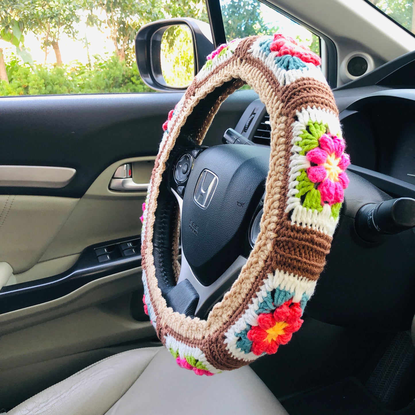 Steering Wheel Cover for women, Crochet Brown buff flower seat belt Cover, Car Accessories decorations