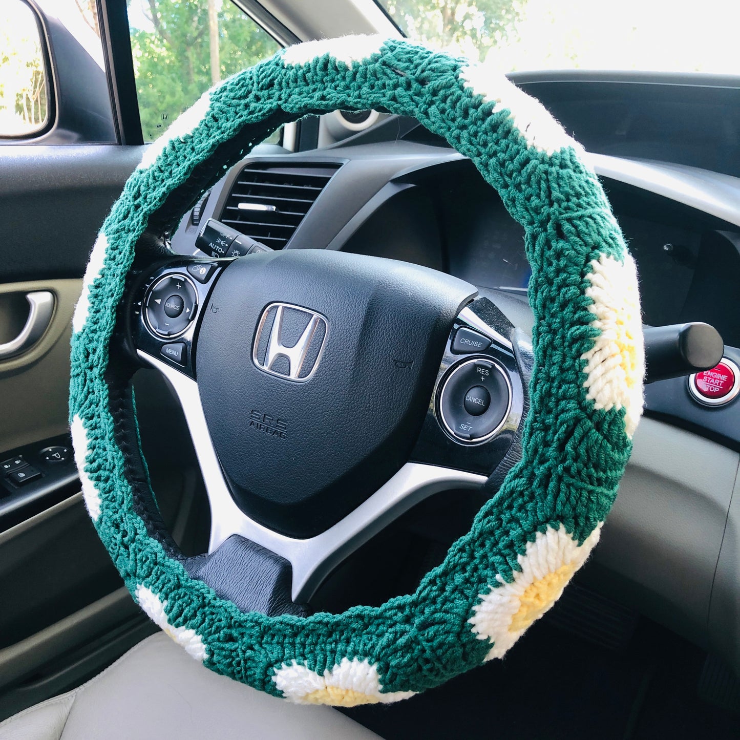 Steering Wheel Cover for women, Crochet Green flower seat belt Cover, Car Accessories decorations