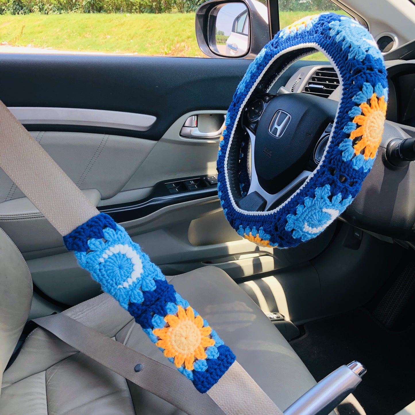 Steering Wheel Cover for women, Crochet star moon flower seat belt Cover, Car Accessories decorations