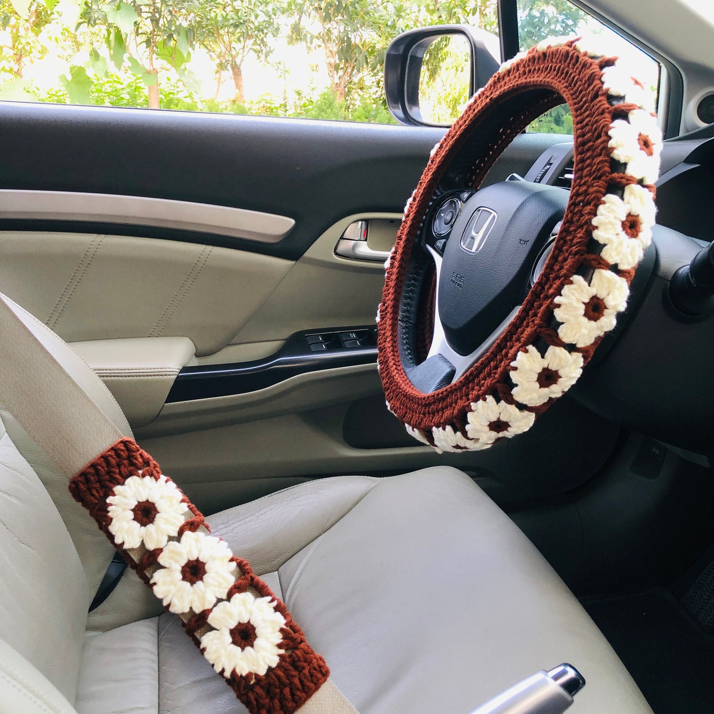 Steering Wheel Cover for women, Crochet Chocolate daisy flower seat belt Cover, Car Accessories decorations