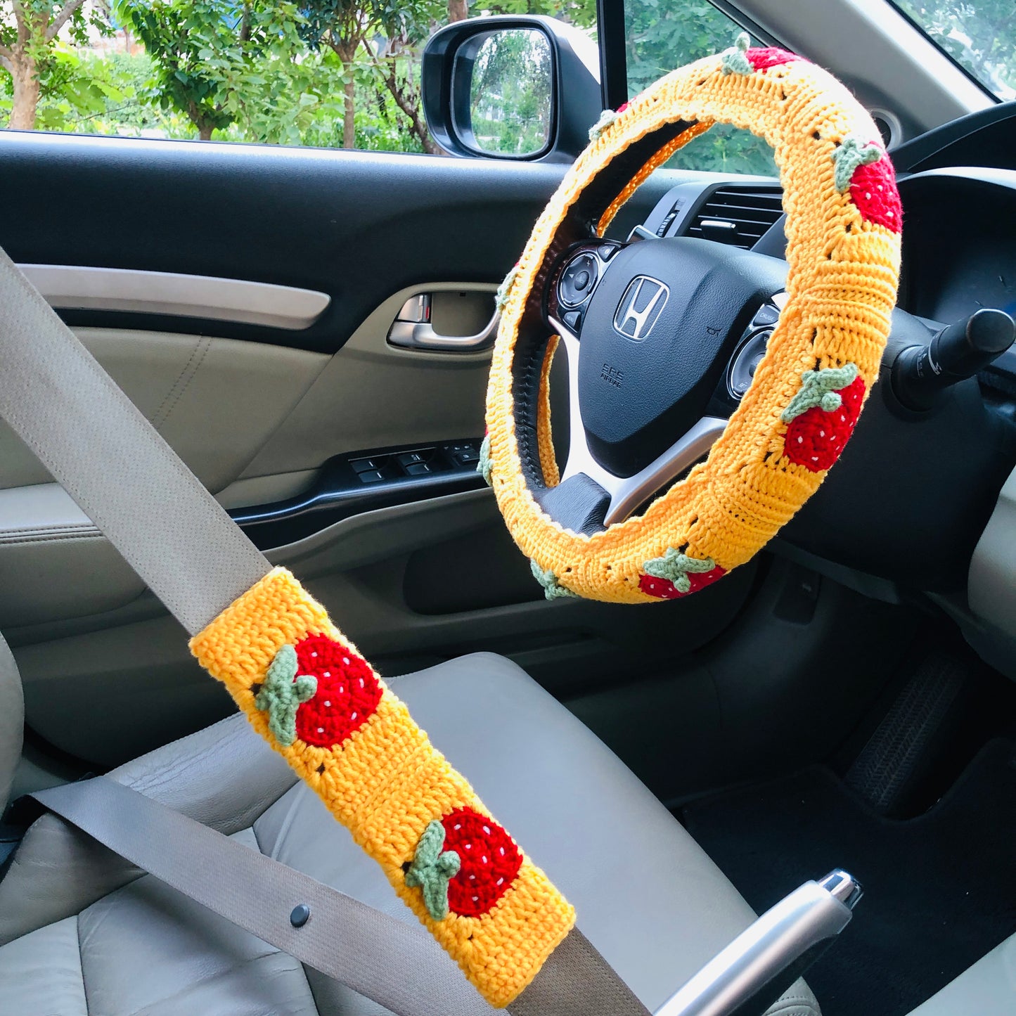 Steering Wheel Cover for women, Crochet yellow Strawberry flower seat belt Cover, Car Accessories decorations