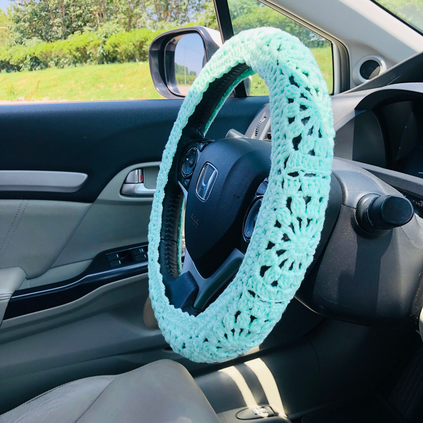 Steering Wheel Cover for women, Crochet Light green flower seat belt Cover, Car Accessories decorations