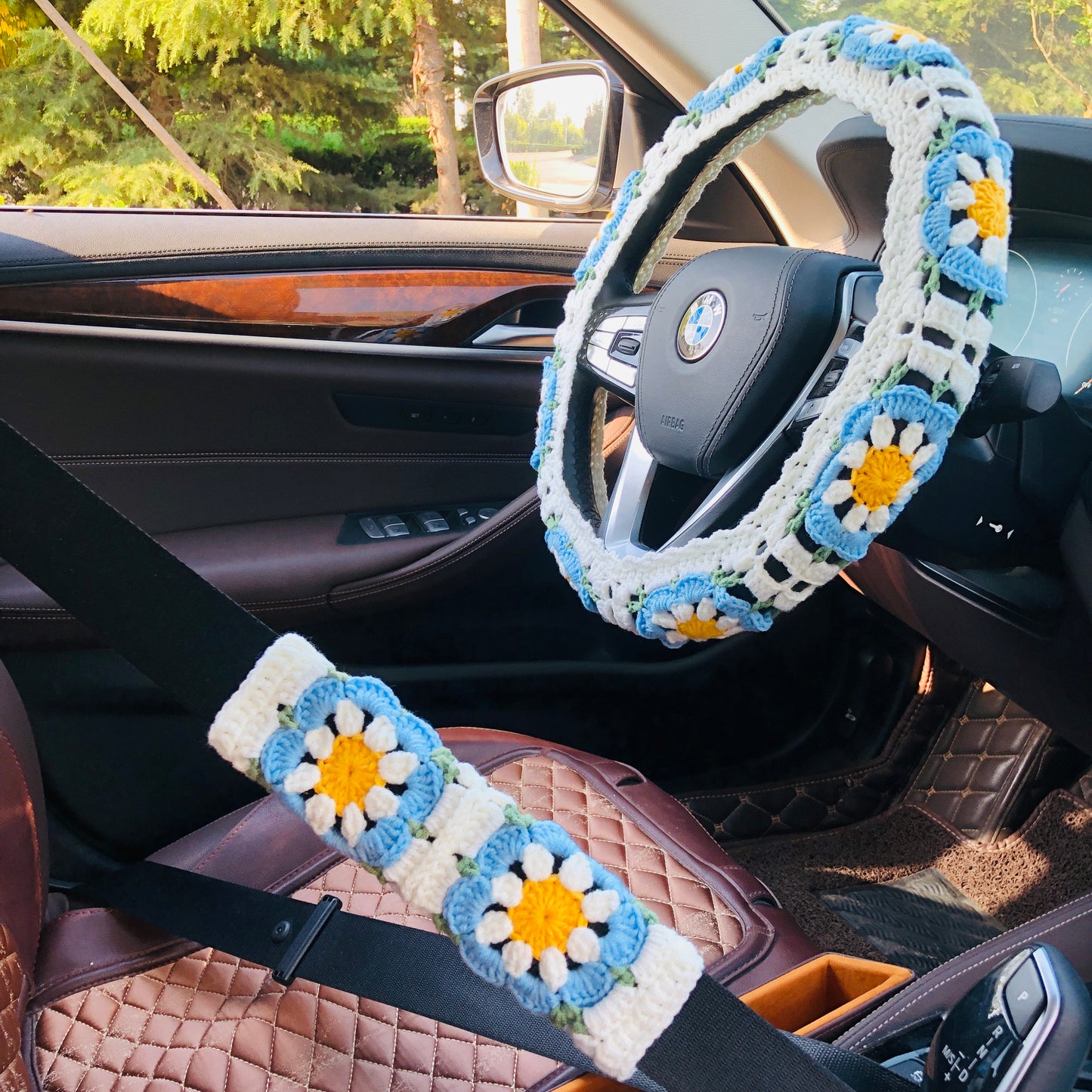 Steering Wheel Cover for women, Crochet cute flower seat belt Cover, Car Accessories decorations