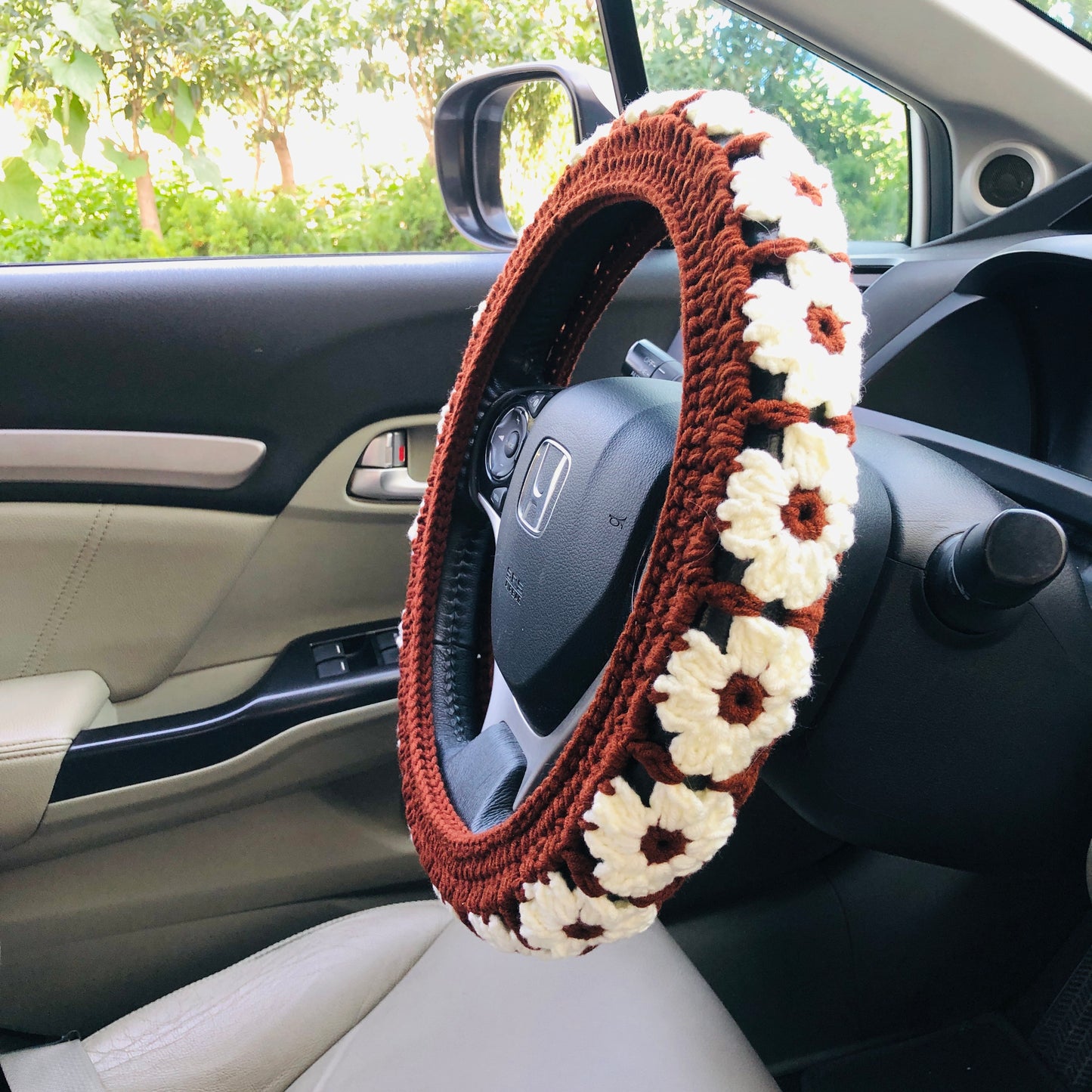 Steering Wheel Cover for women, Crochet Chocolate daisy flower seat belt Cover, Car Accessories decorations