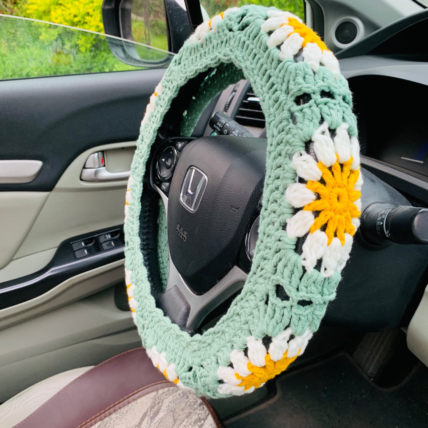 Steering Wheel Cover for women, Crochet cute sunflower seat belt Cover, Car interior Accessories decorations