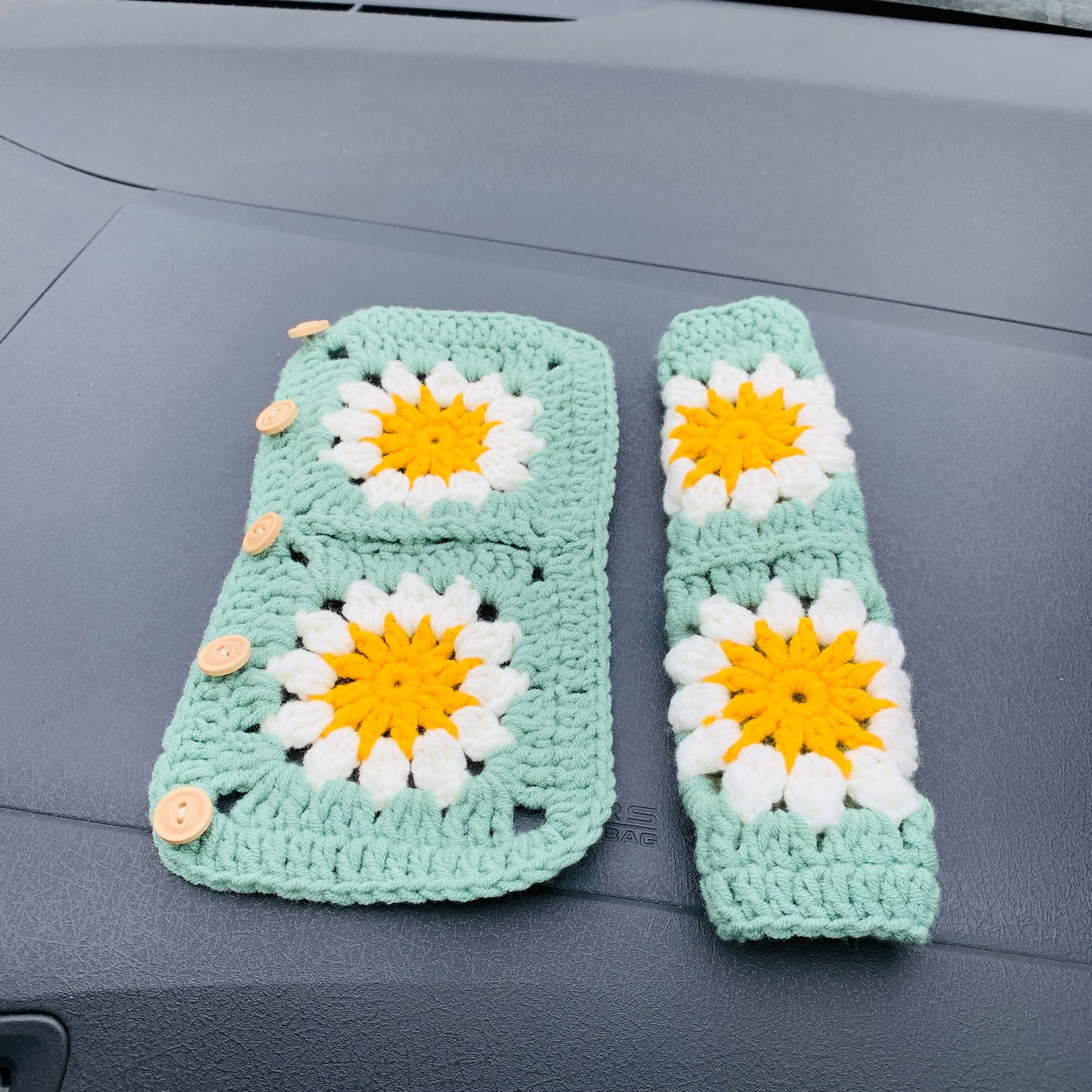 Steering Wheel Cover for women, Crochet cute sunflower seat belt Cover, Car interior Accessories decorations