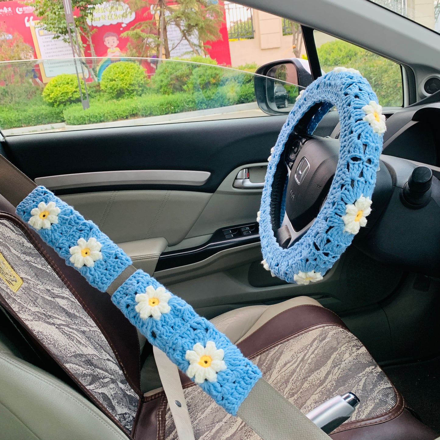 Steering Wheel Cover for women, Crochet cute daisy flower seat belt Cover, Handmade kawaii Car interior Accessories decorations