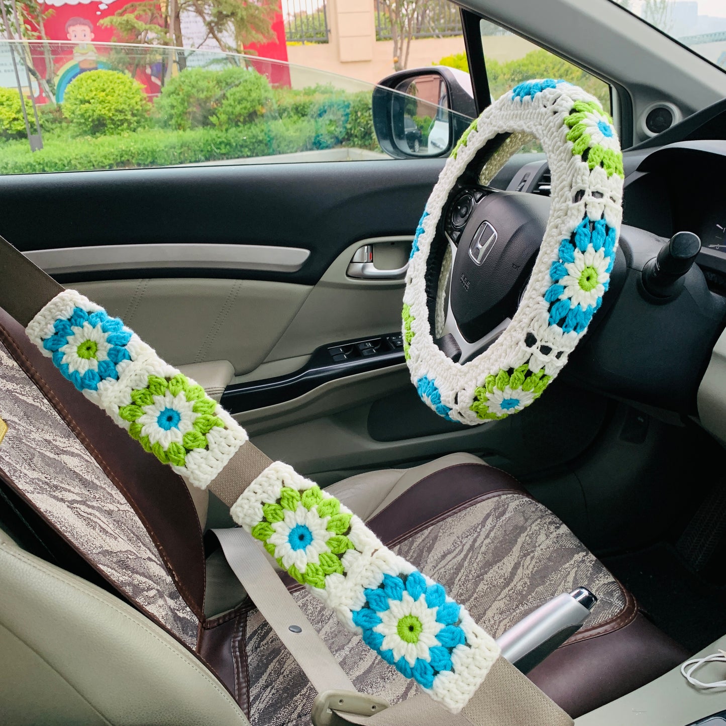 Steering Wheel Cover for women, Crochet cute daisy flower seat belt Cover, kawaii Handmade Car interior Accessories decorations