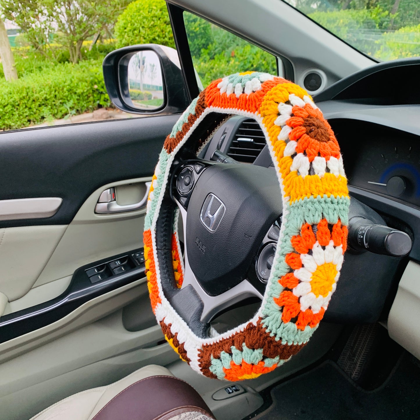 Steering Wheel Cover for women, Crochet cute rainbow flower seat belt Cover, Car Accessories decorations car Interior decor