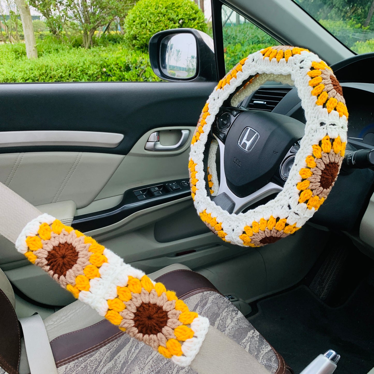 Steering Wheel Cover for women, Crochet White sunflower seat belt Cover, Car Accessories decorations