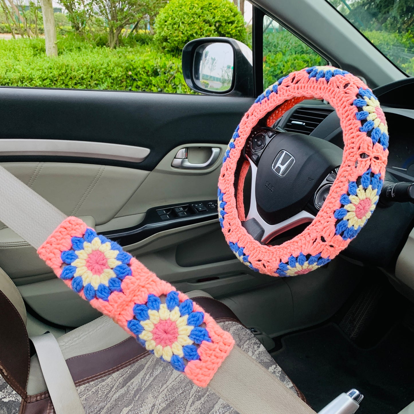 Steering Wheel Cover for women, Crochet cute flower seat belt Cover, Car Accessories decorations car Interior decor