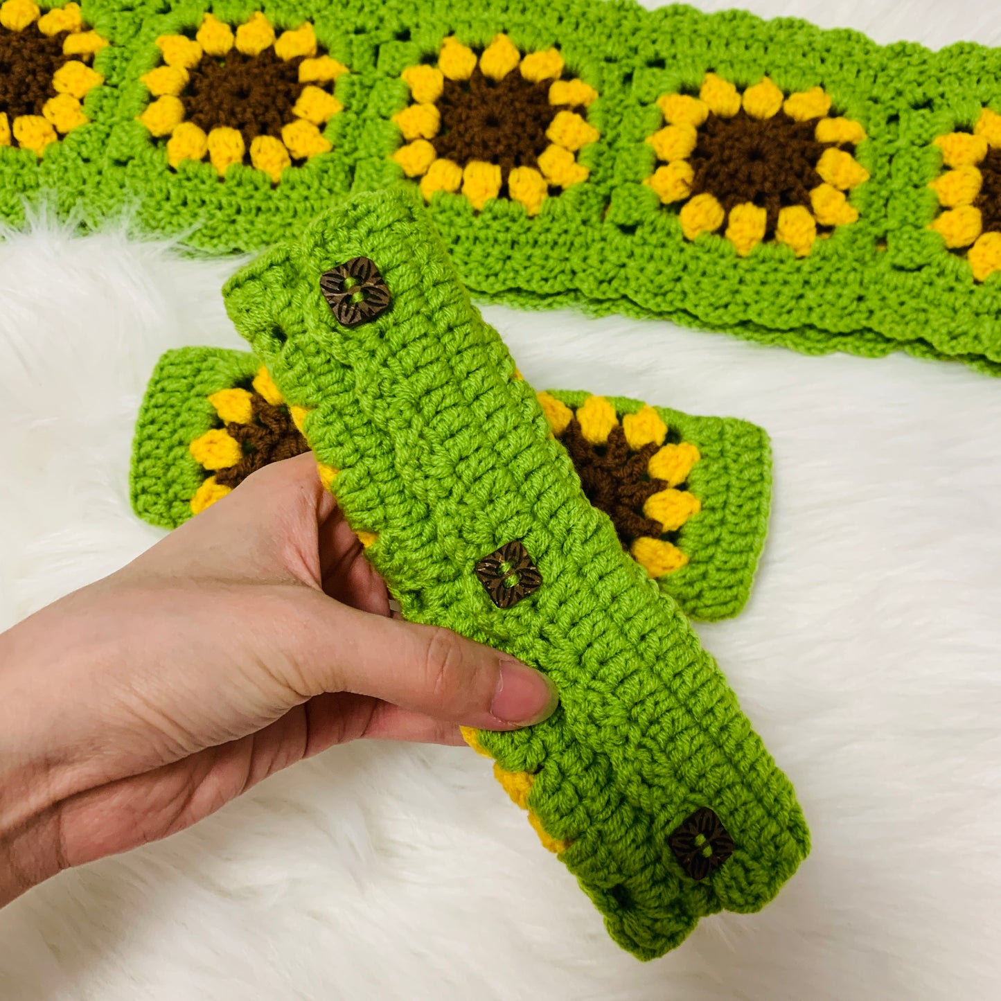 Steering Wheel Cover for women, Crochet Sunflower seat belt Cover, Car Accessories decorations Gift for her