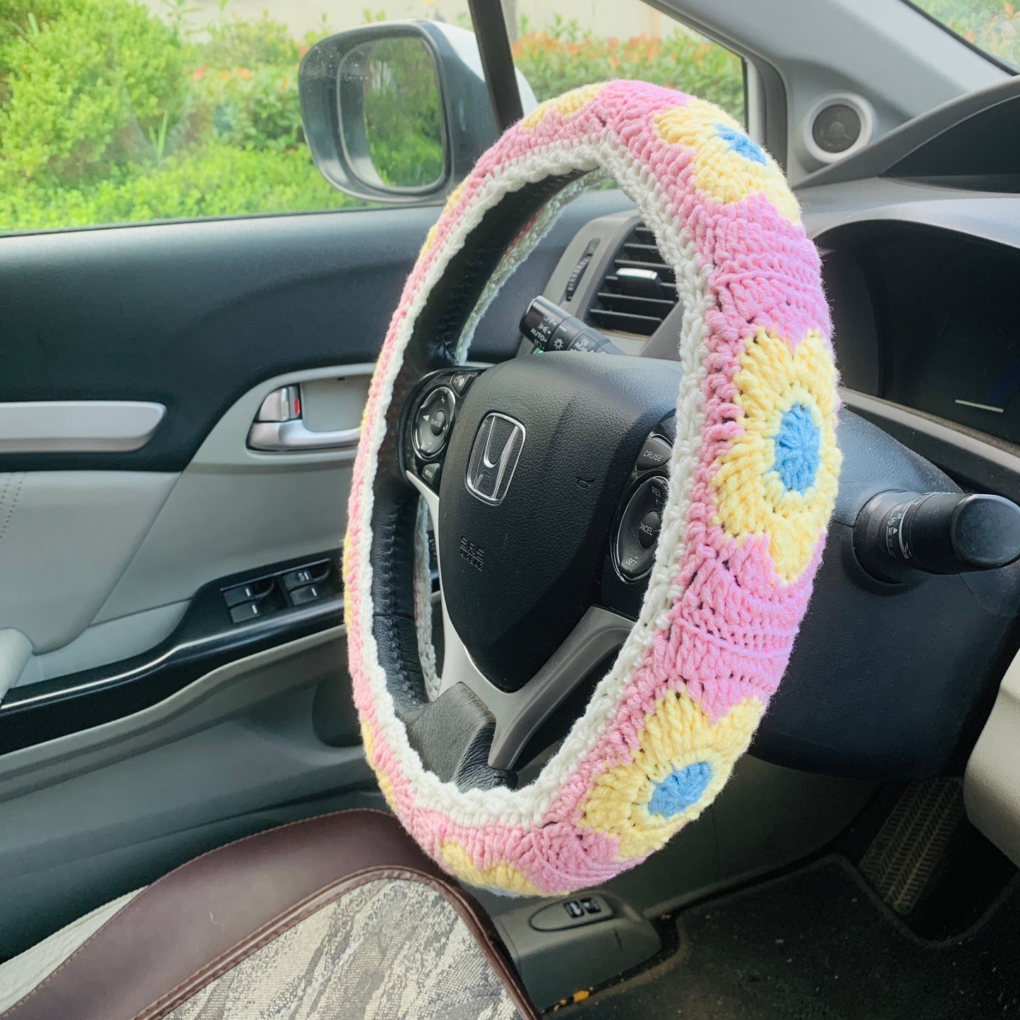 Steering Wheel Cover for women, Crochet cute flower seat belt Cover, handmade Car interior Accessories decorations