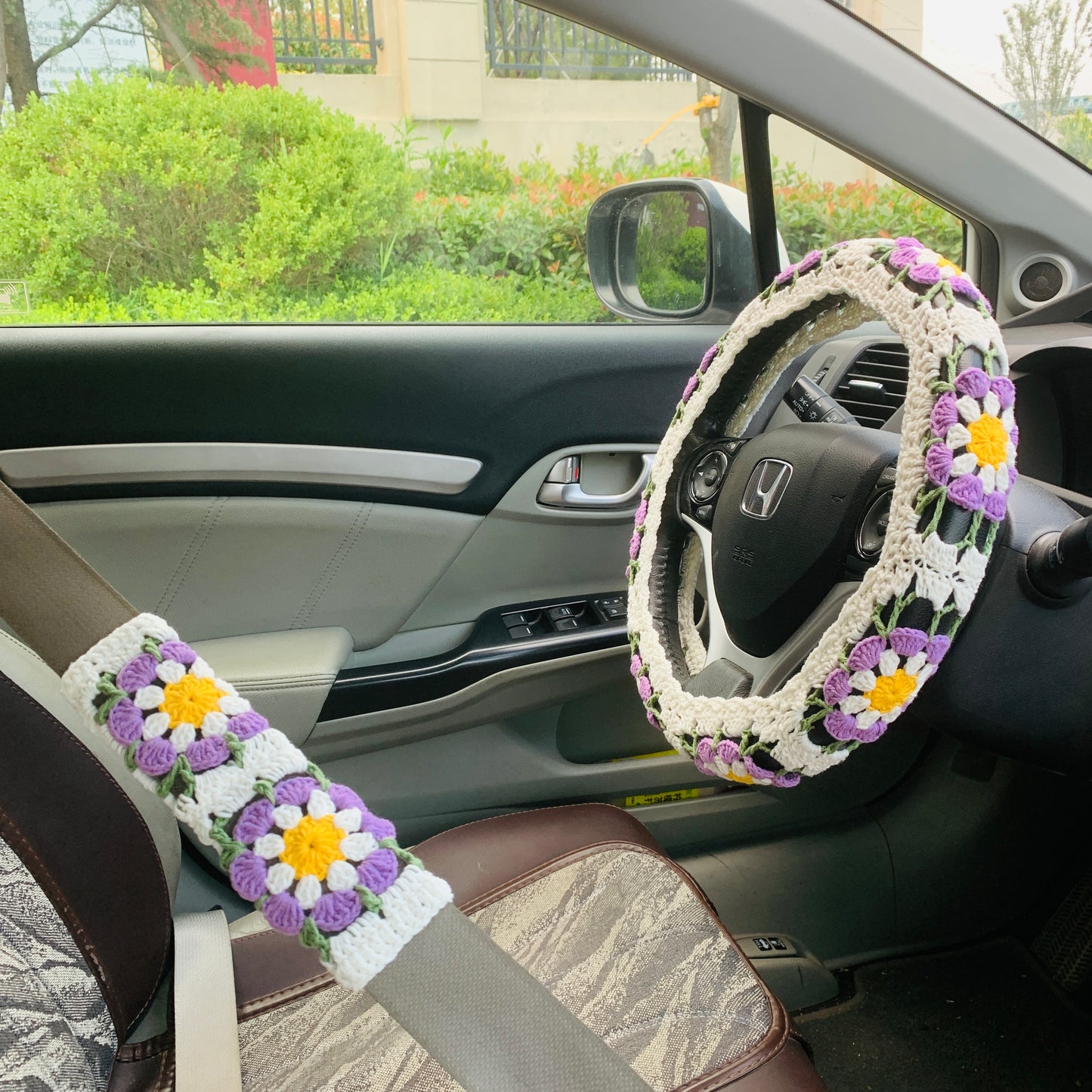 Steering Wheel Cover for women, Crochet cute flower seat belt Cover, Car interior Accessories decorations