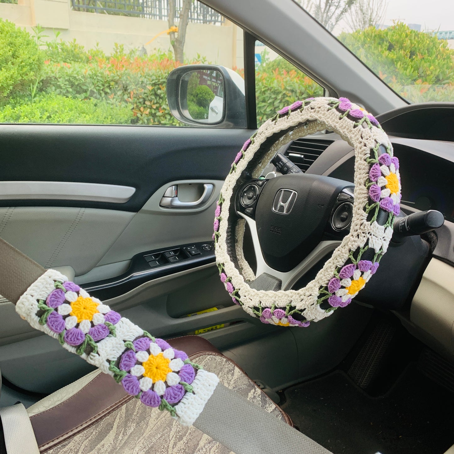 Steering Wheel Cover for women, Crochet cute flower seat belt Cover, Car interior Accessories decorations