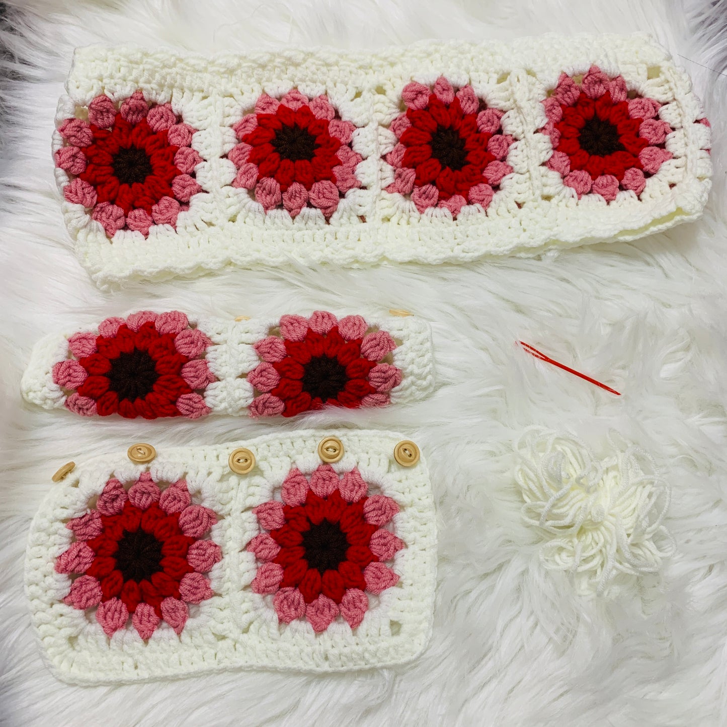 Steering Wheel Cover for women, Crochet White Red flower seat belt Cover, Car Accessories decorations