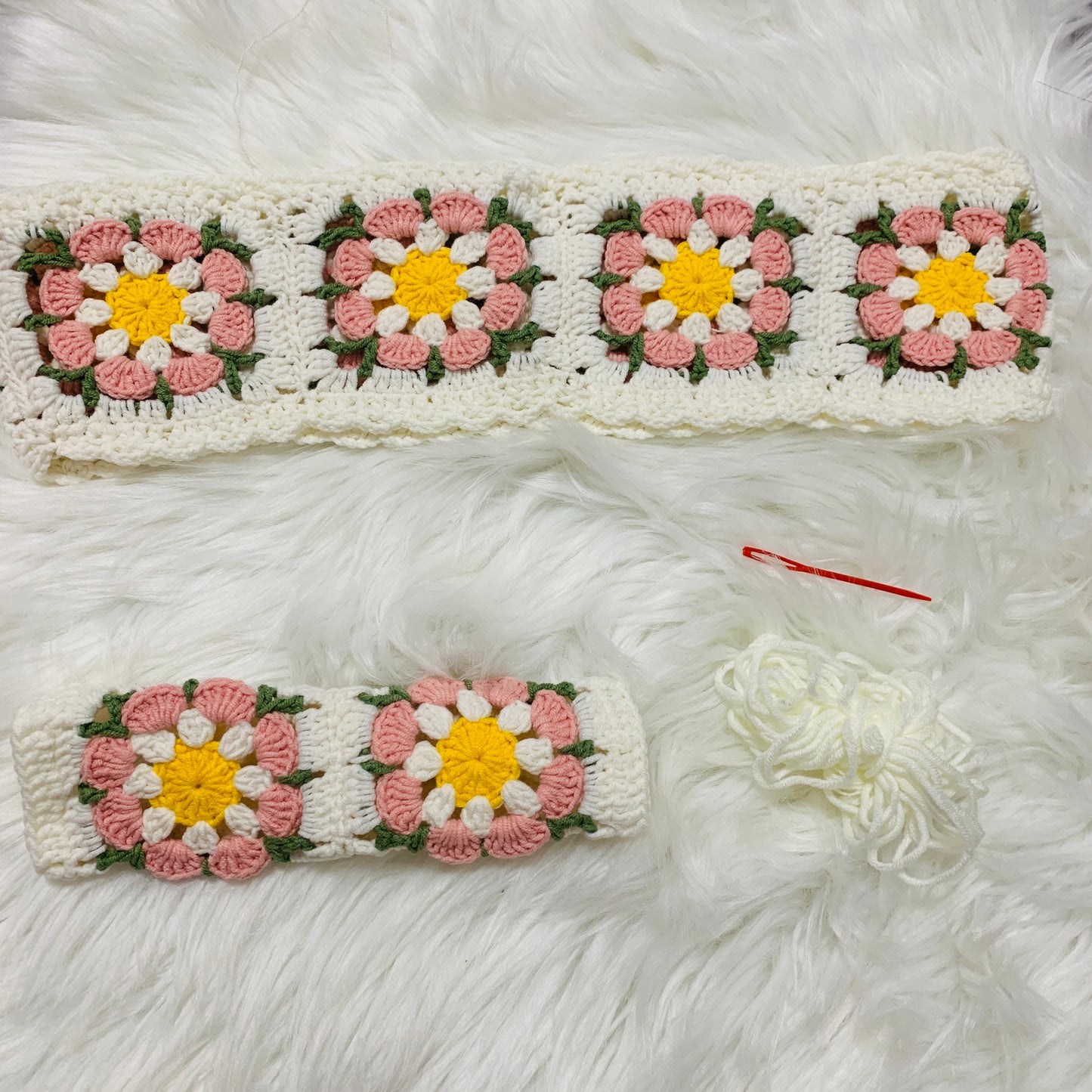 Steering Wheel Cover for women, Crochet cute handmade daisy flower seat belt Cover, Car interior Accessories decorations