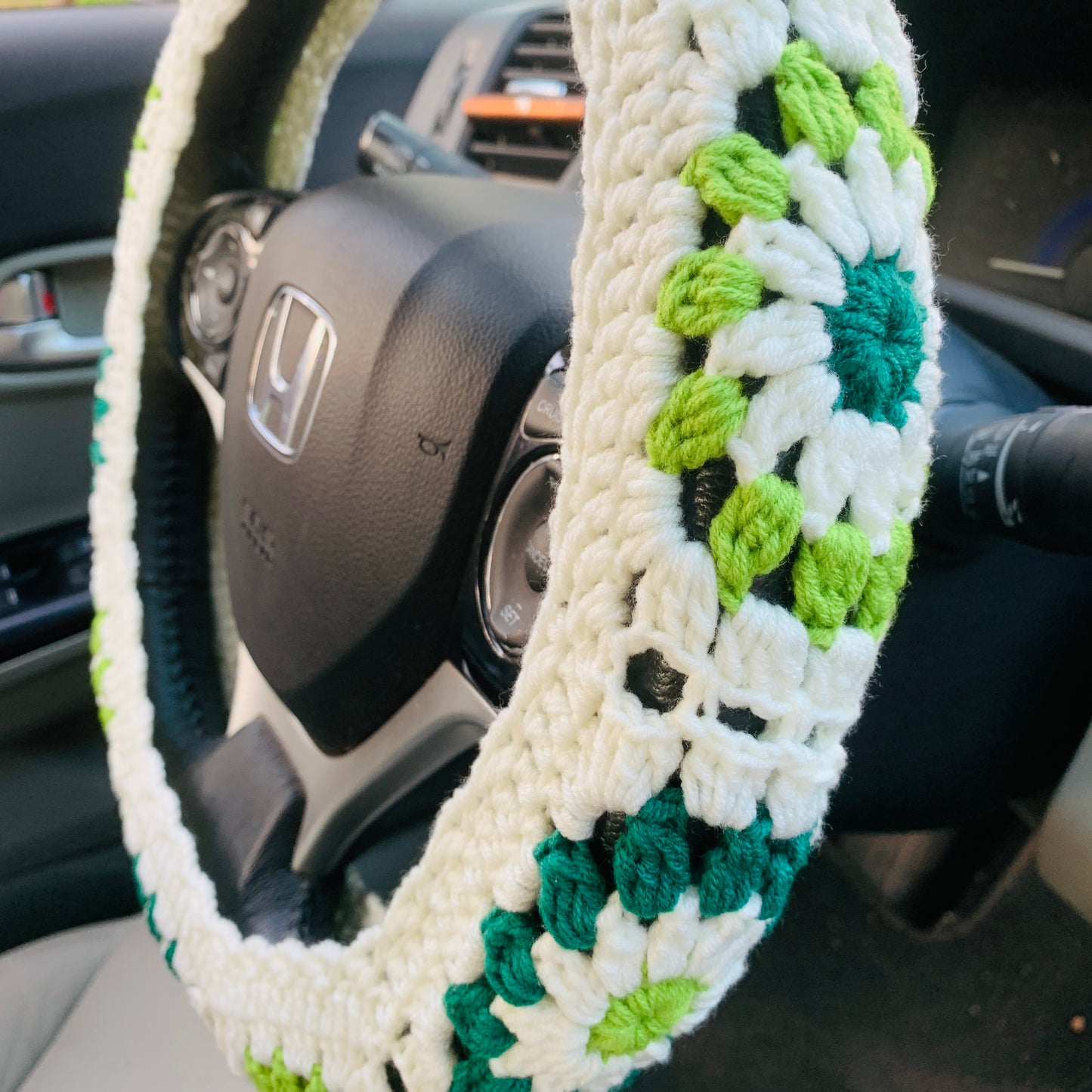 Steering Wheel Cover for women, Crochet flower seat belt Cover, gift for her Car Accessories decorations