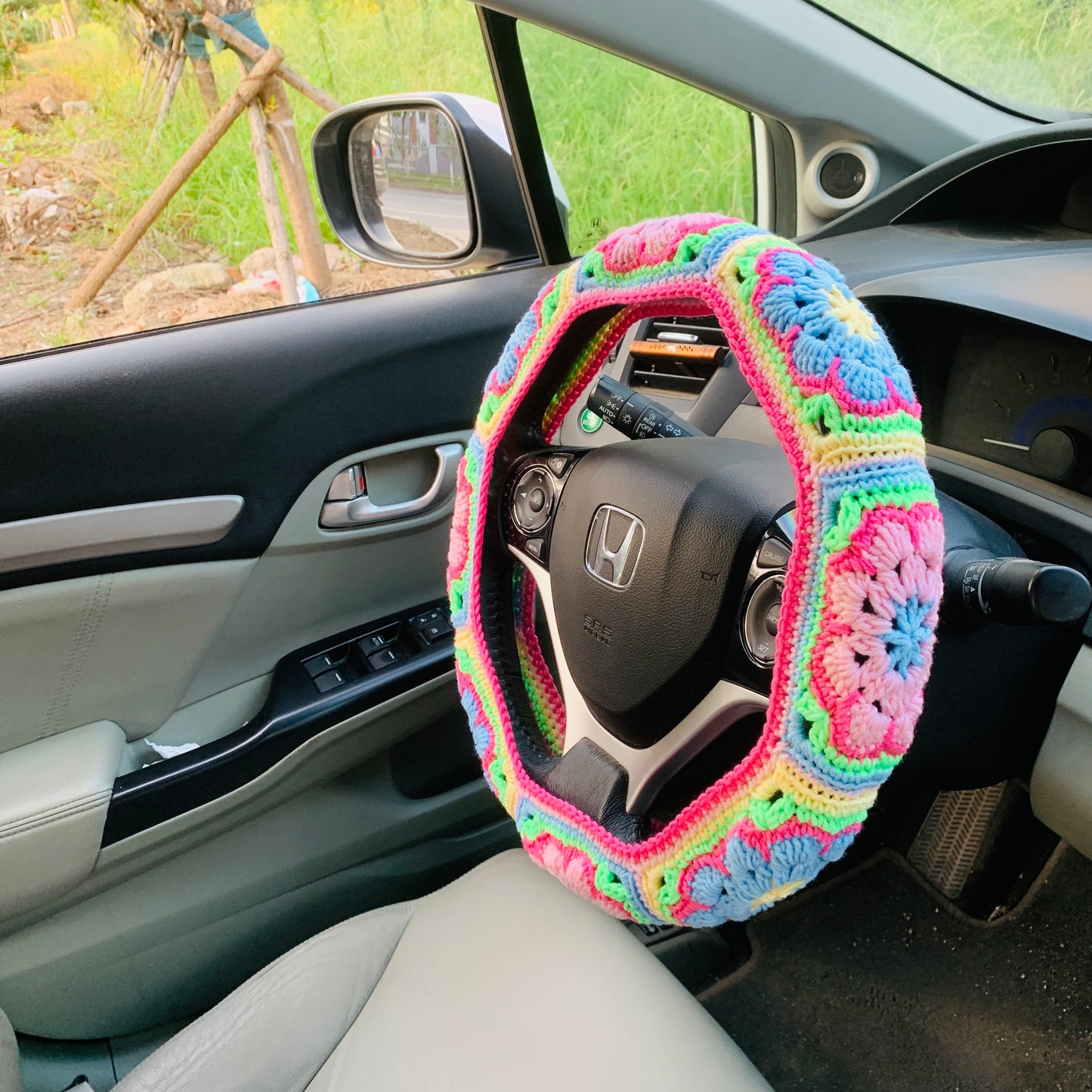 Steering Wheel Cover for women, Crochet cute Galsang flower seat belt Cover, Car Accessories decorations